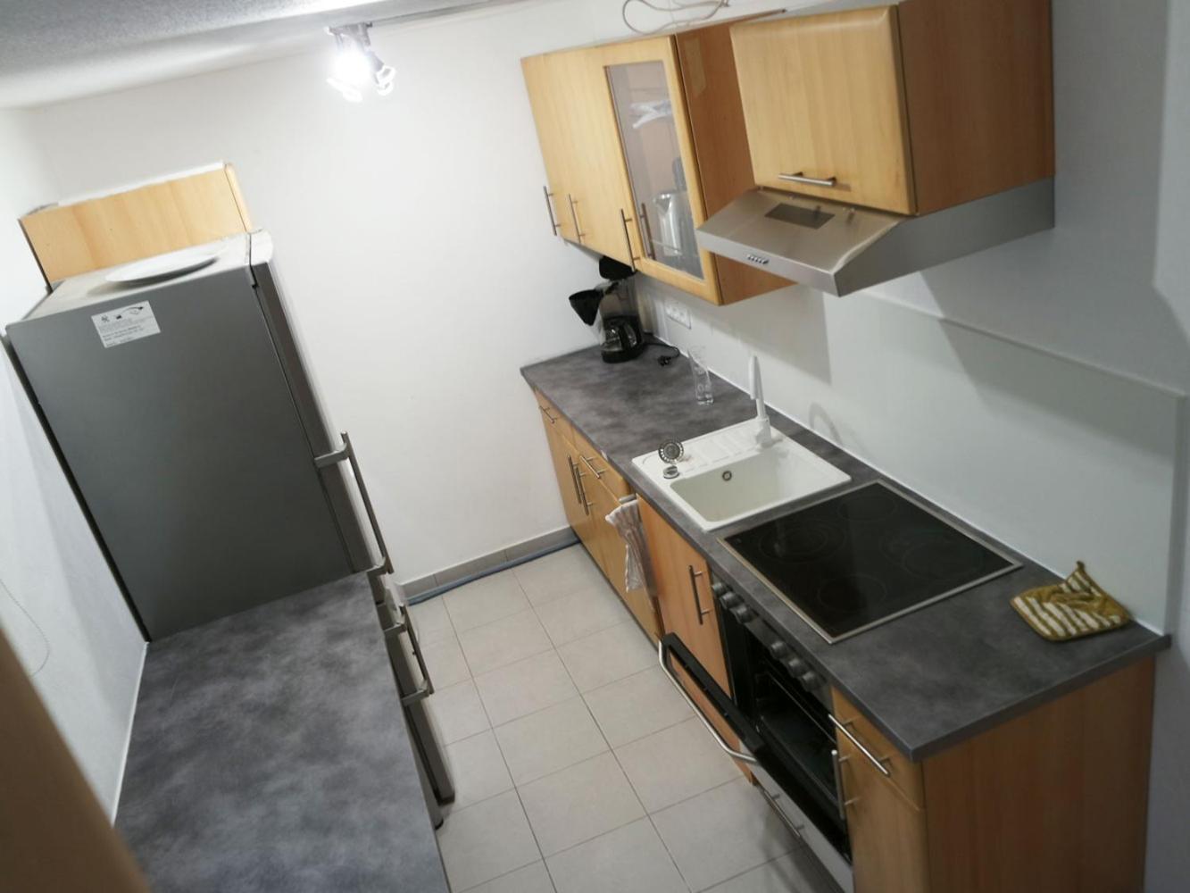 One-Bedroom Apartment photo 2