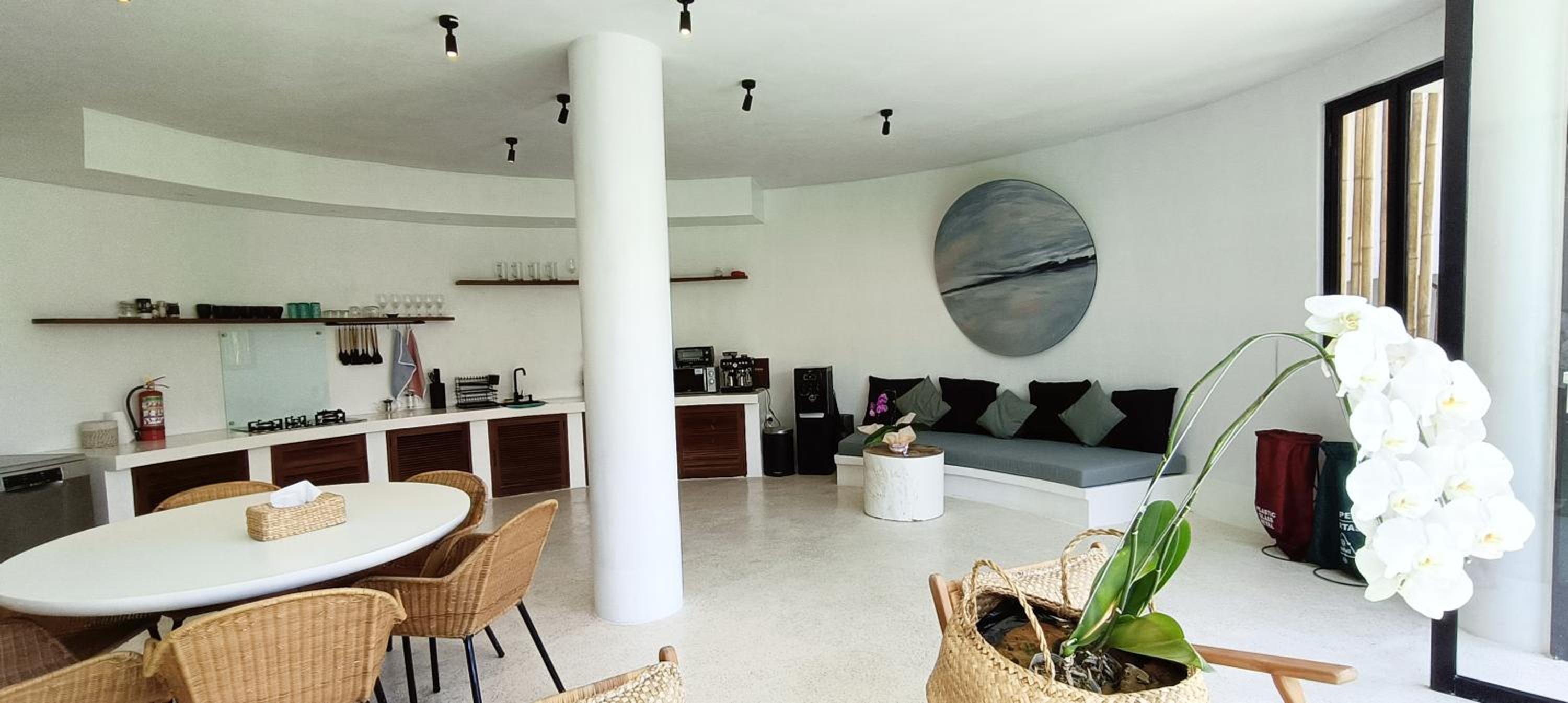 Three-Bedroom Villa - Photo 19