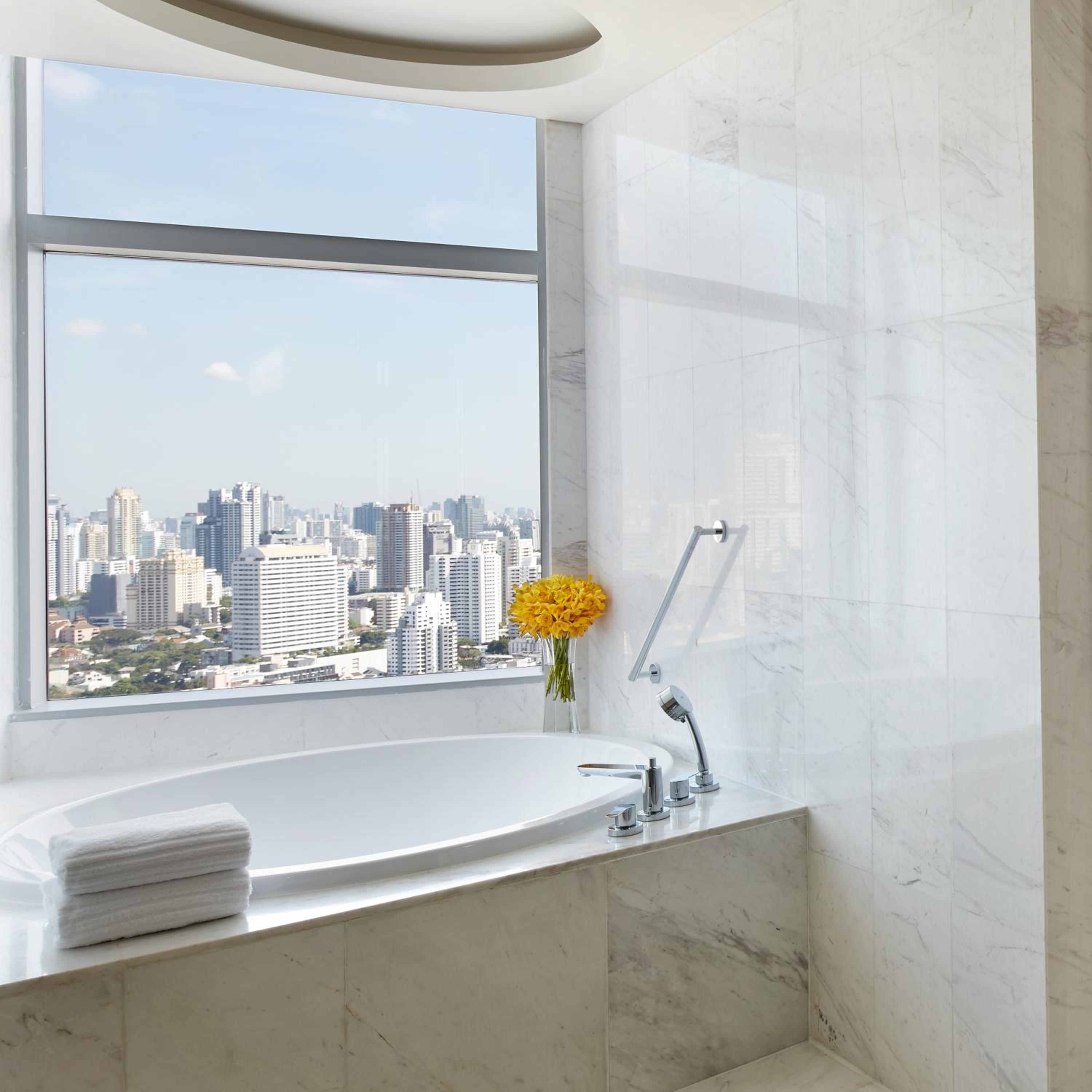 One-Bedroom King Suite - High Floor