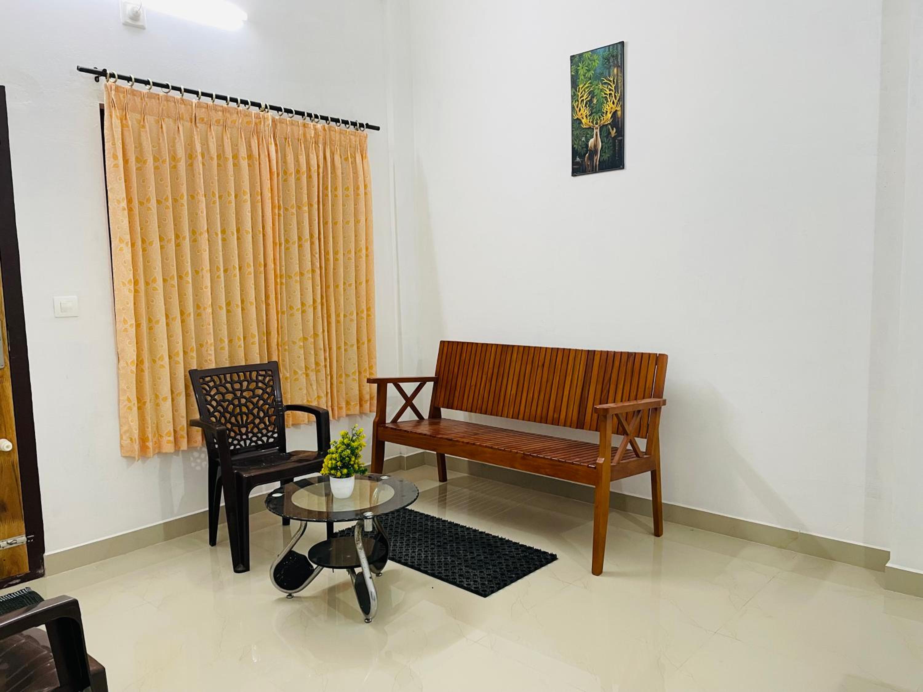 One-Bedroom Apartment photo 2