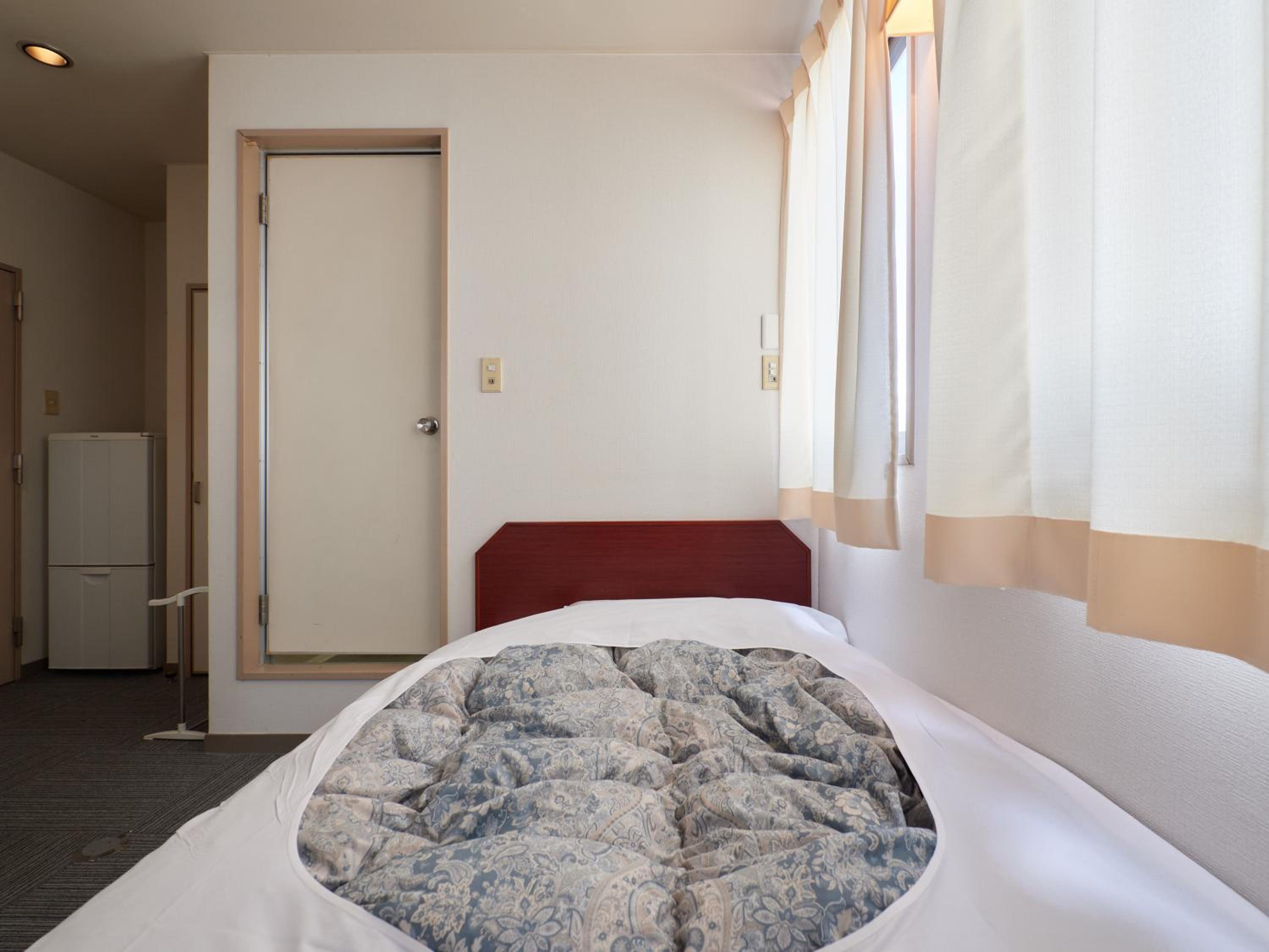 Standard Twin Room photo 3