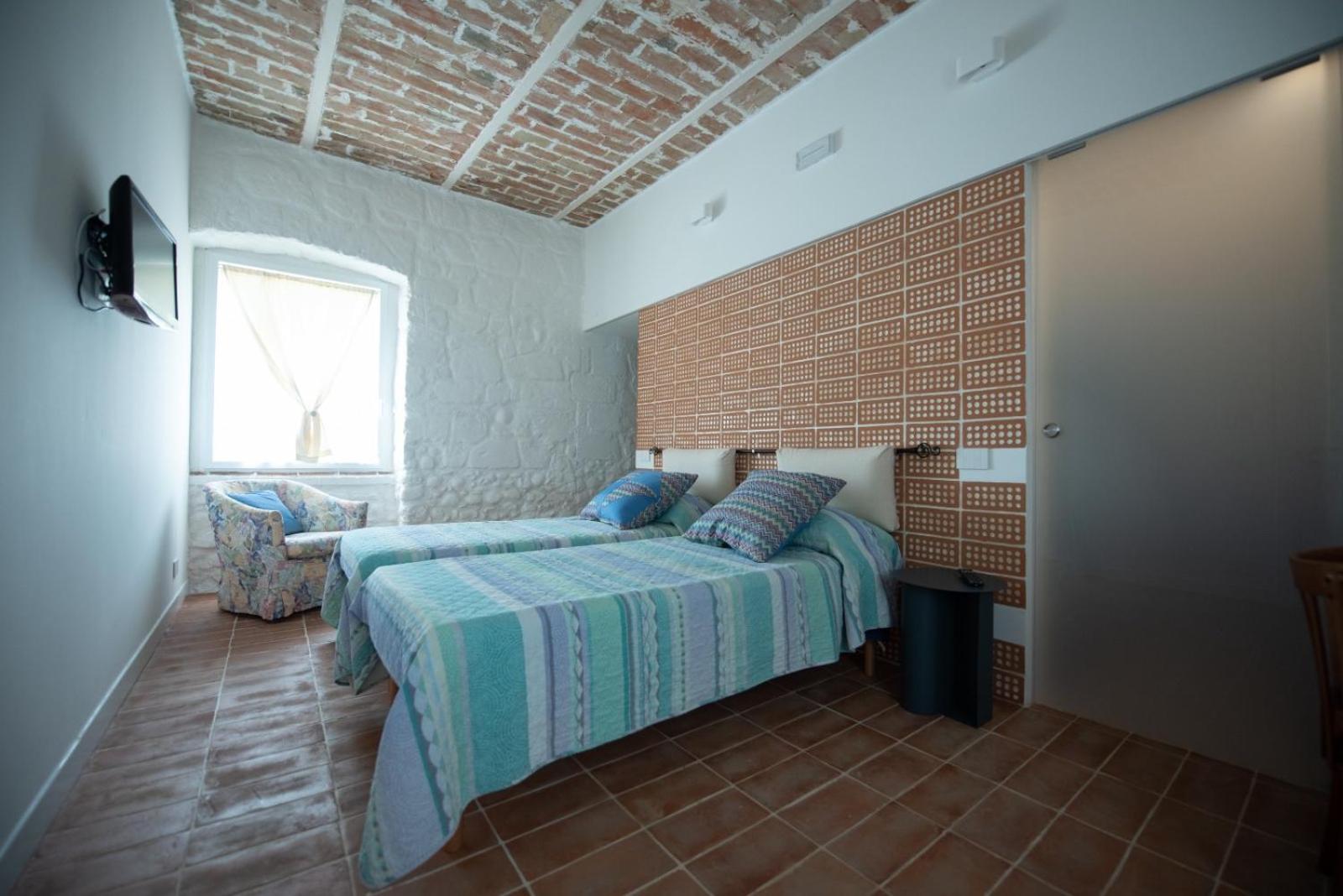 Double or Twin Room with Bathroom