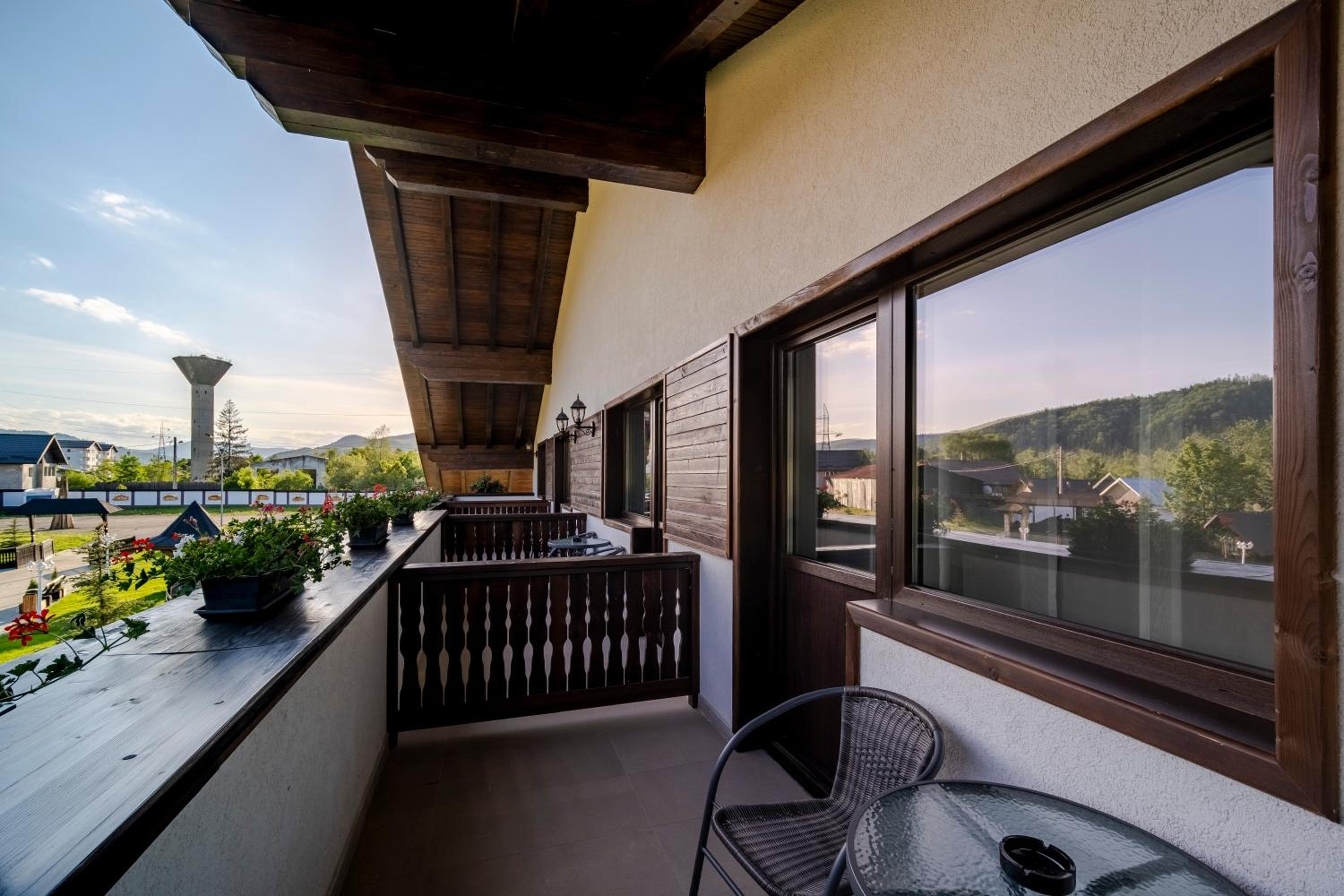 King Room with Balcony photo 3