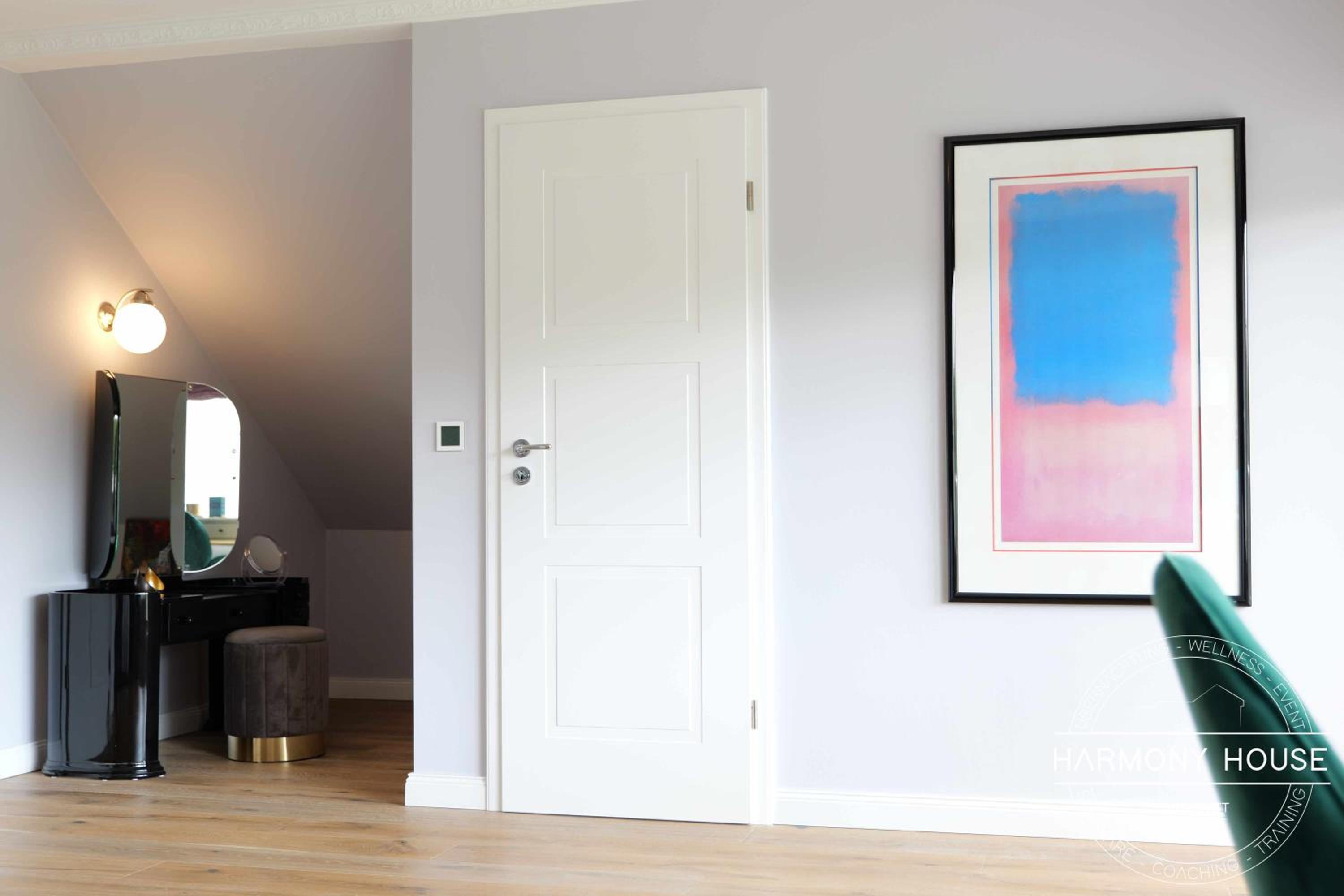 Double Room with Balcony - Photo 8