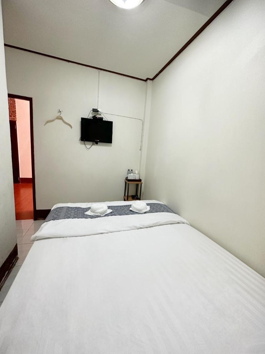 Double Room - Photo 3