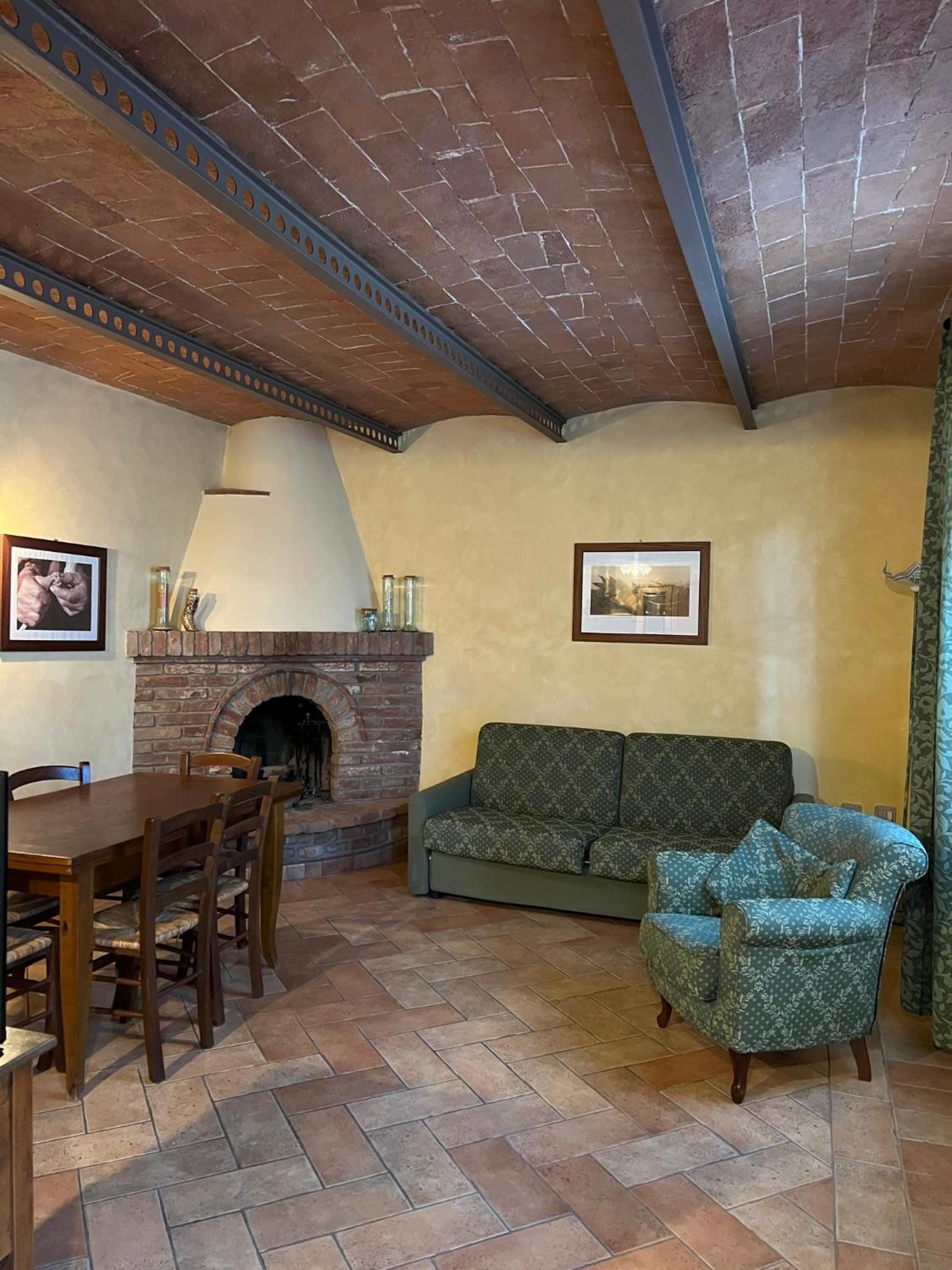Apartment - Ground Floor photo 1