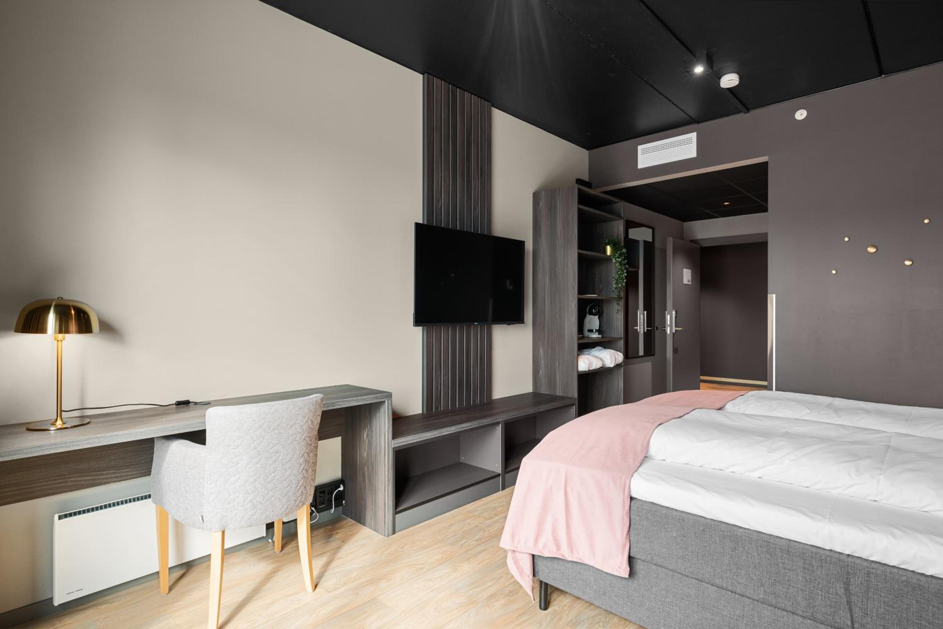 Superior Double Room - Photo 3