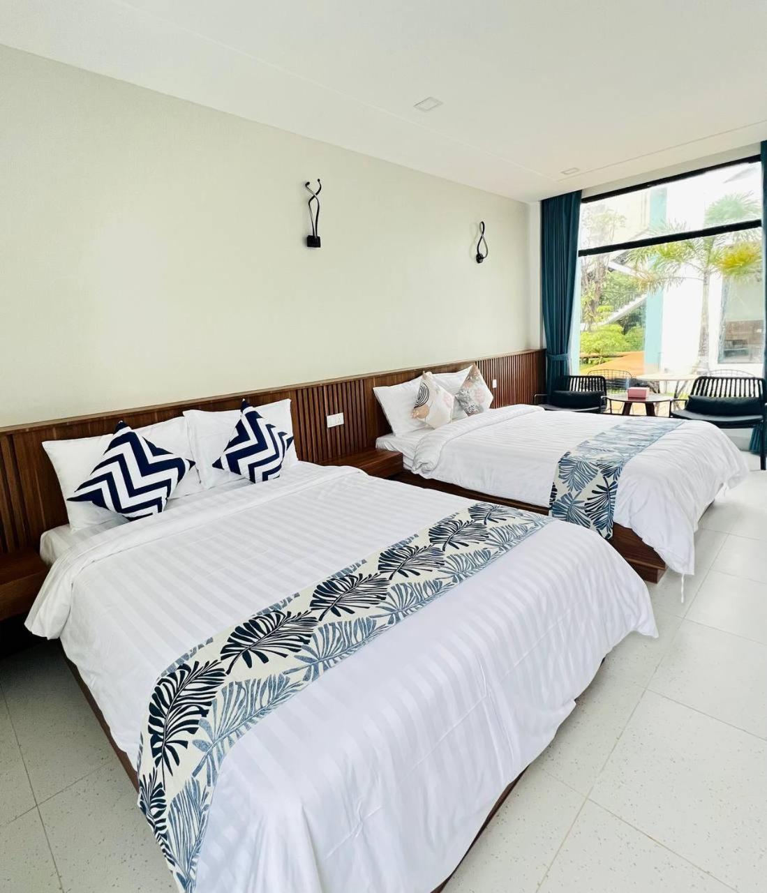 Standard Twin Room with Garden View - Photo 1