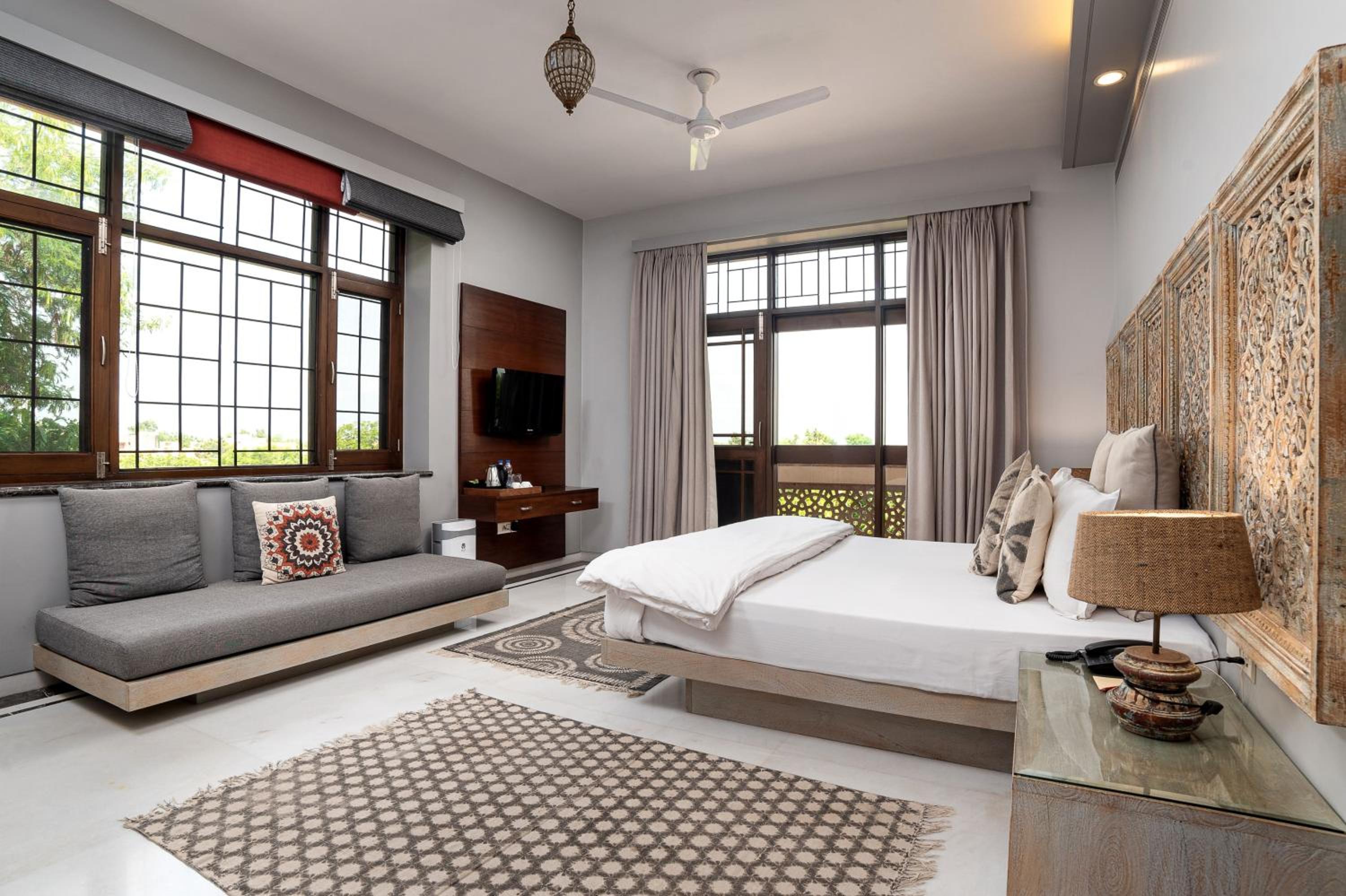 Superior King Room photo 2