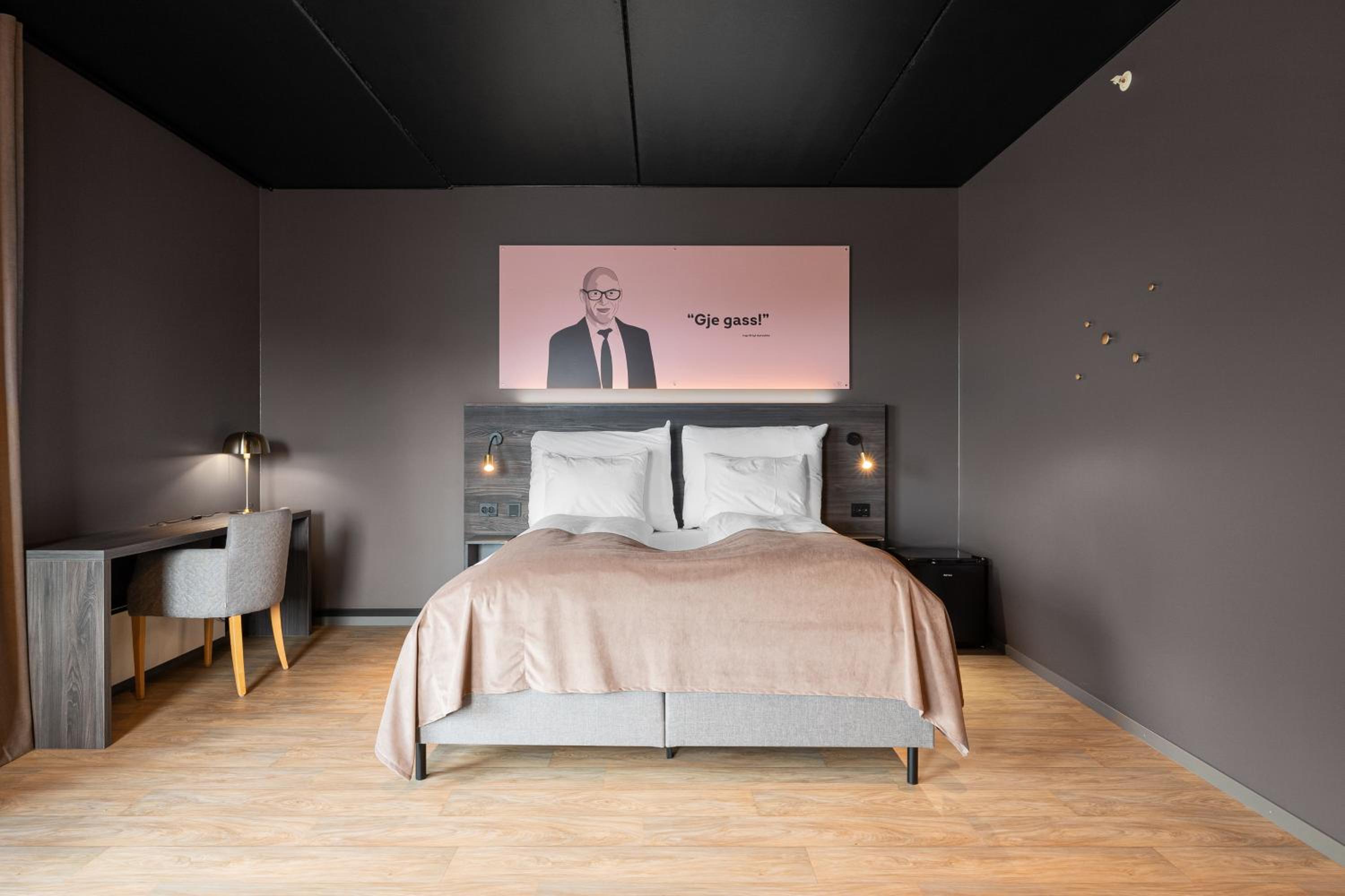 Junior Suite with Garden View - Photo 1