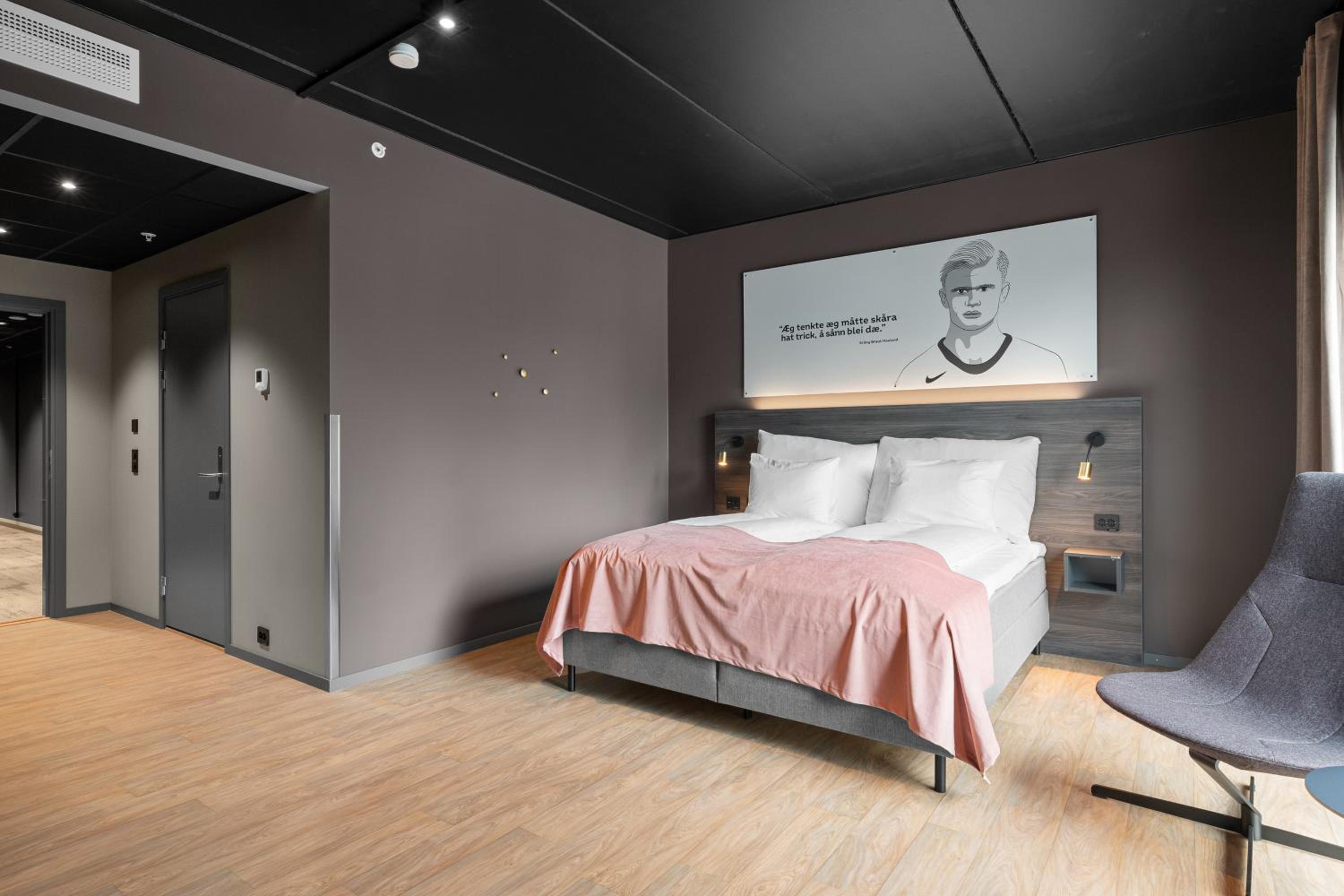 Superior Suite - Photo 2