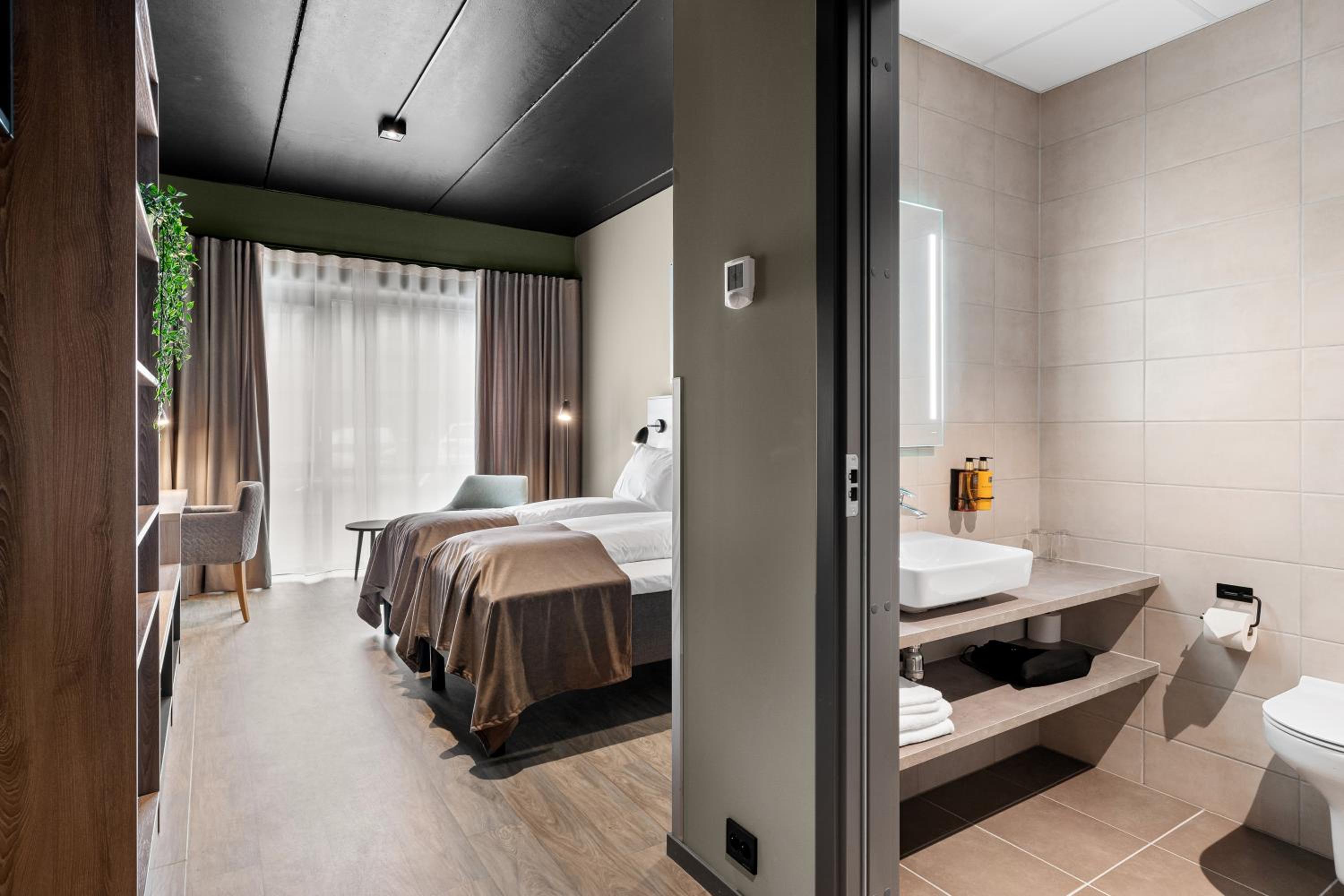 Double or Twin Room - Photo 1