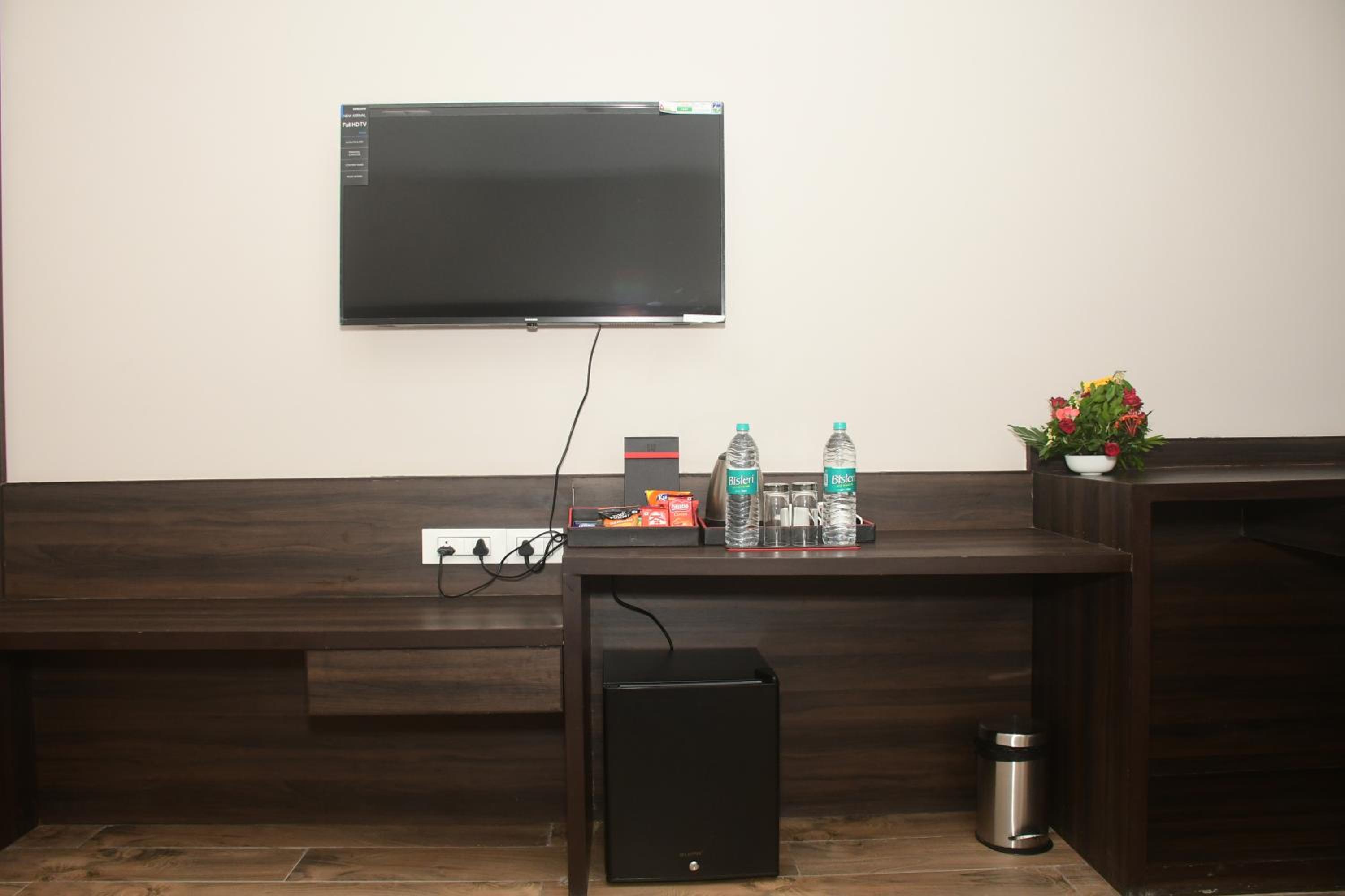 Deluxe Room - Photo 3