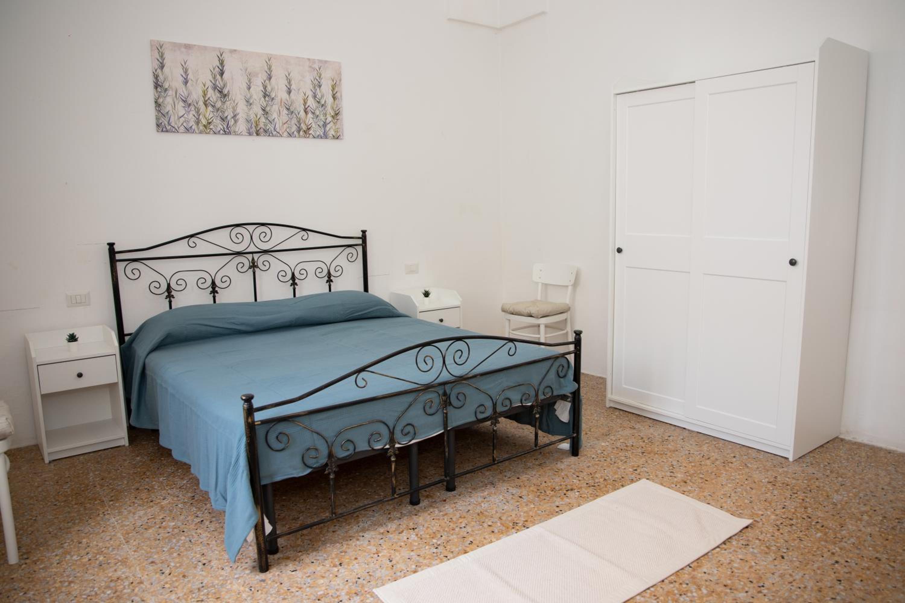 Two-Bedroom House photo 3