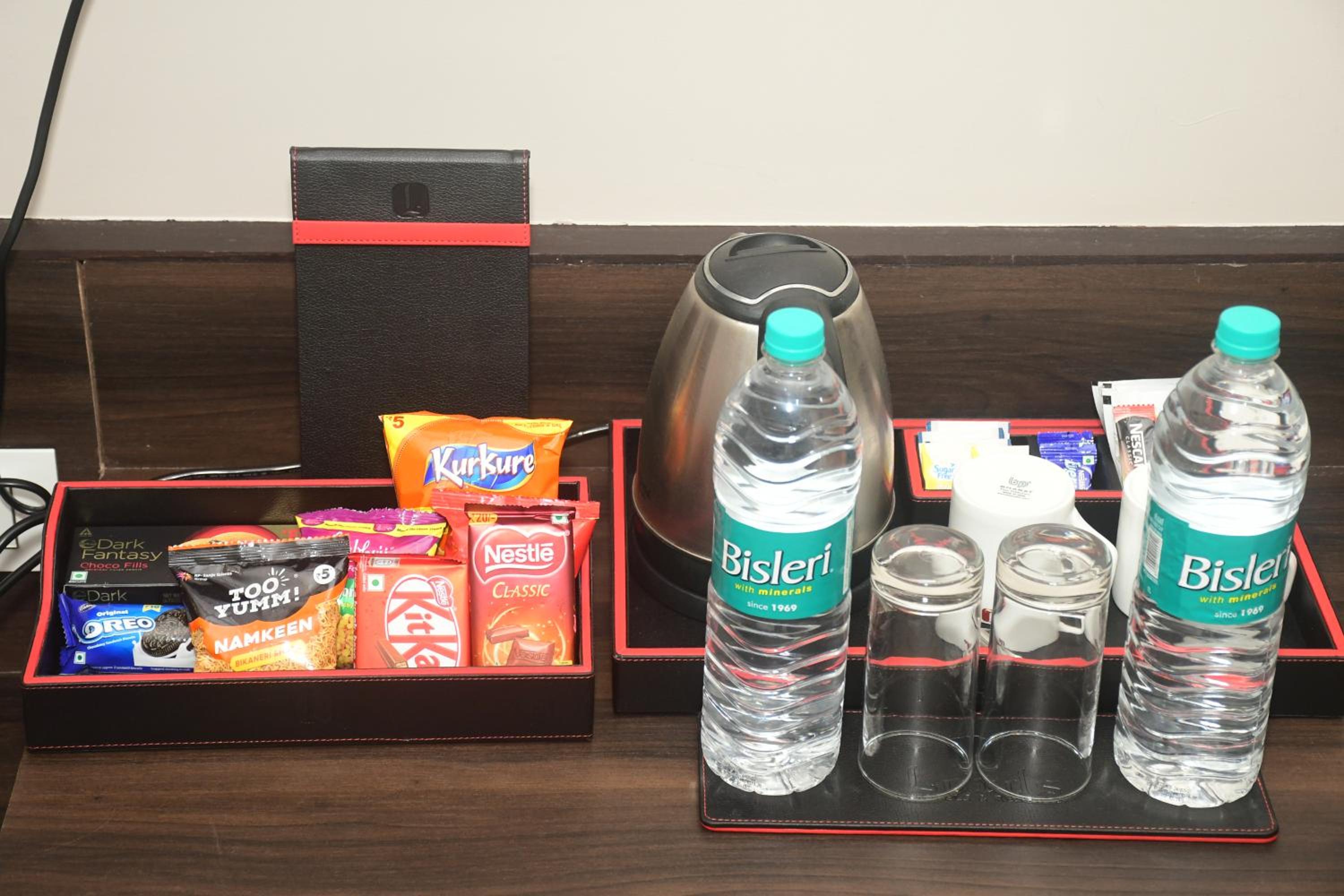 Suite - Photo 2