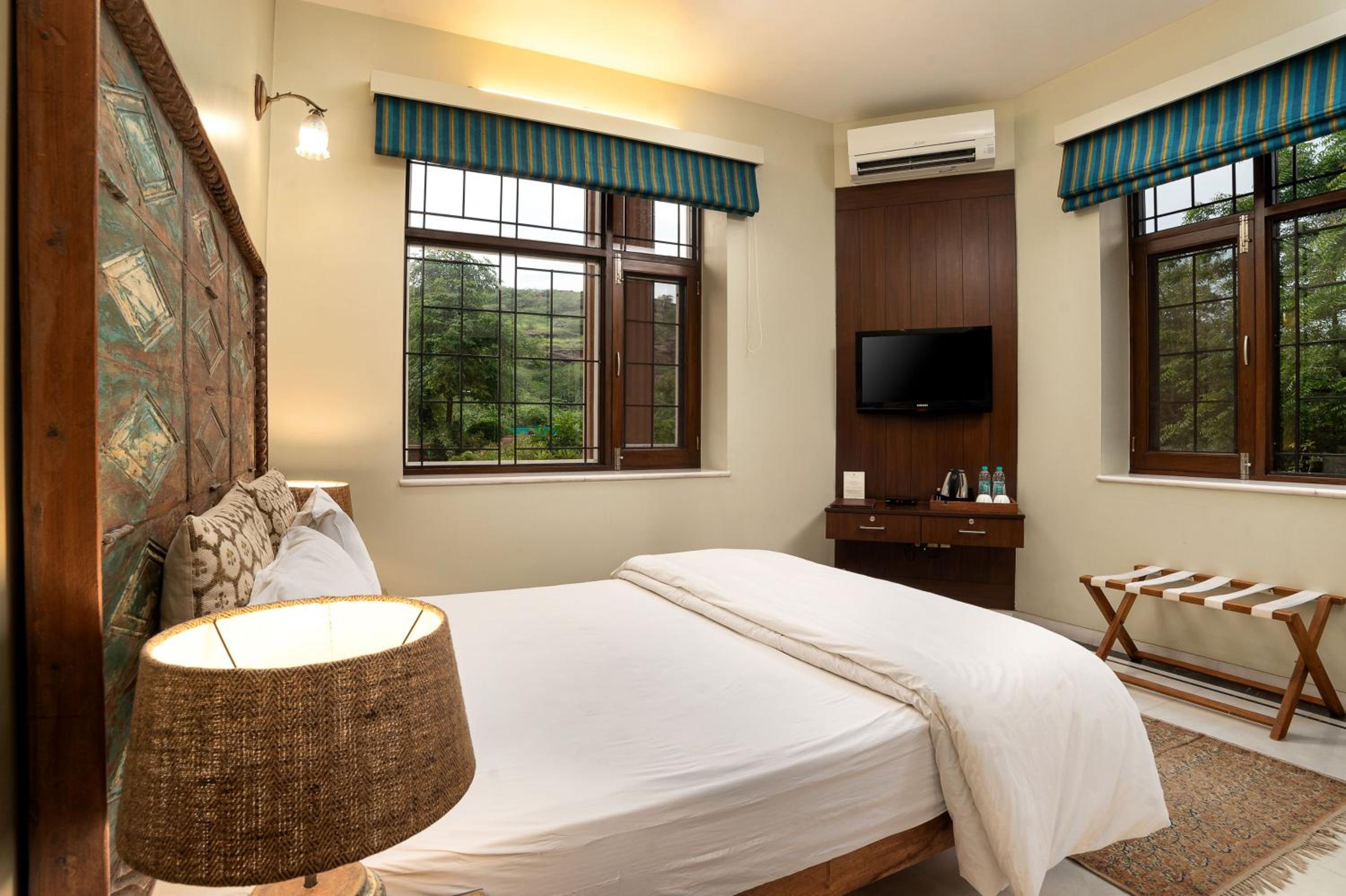 Deluxe Room on Ground Floor near Entrance photo 3
