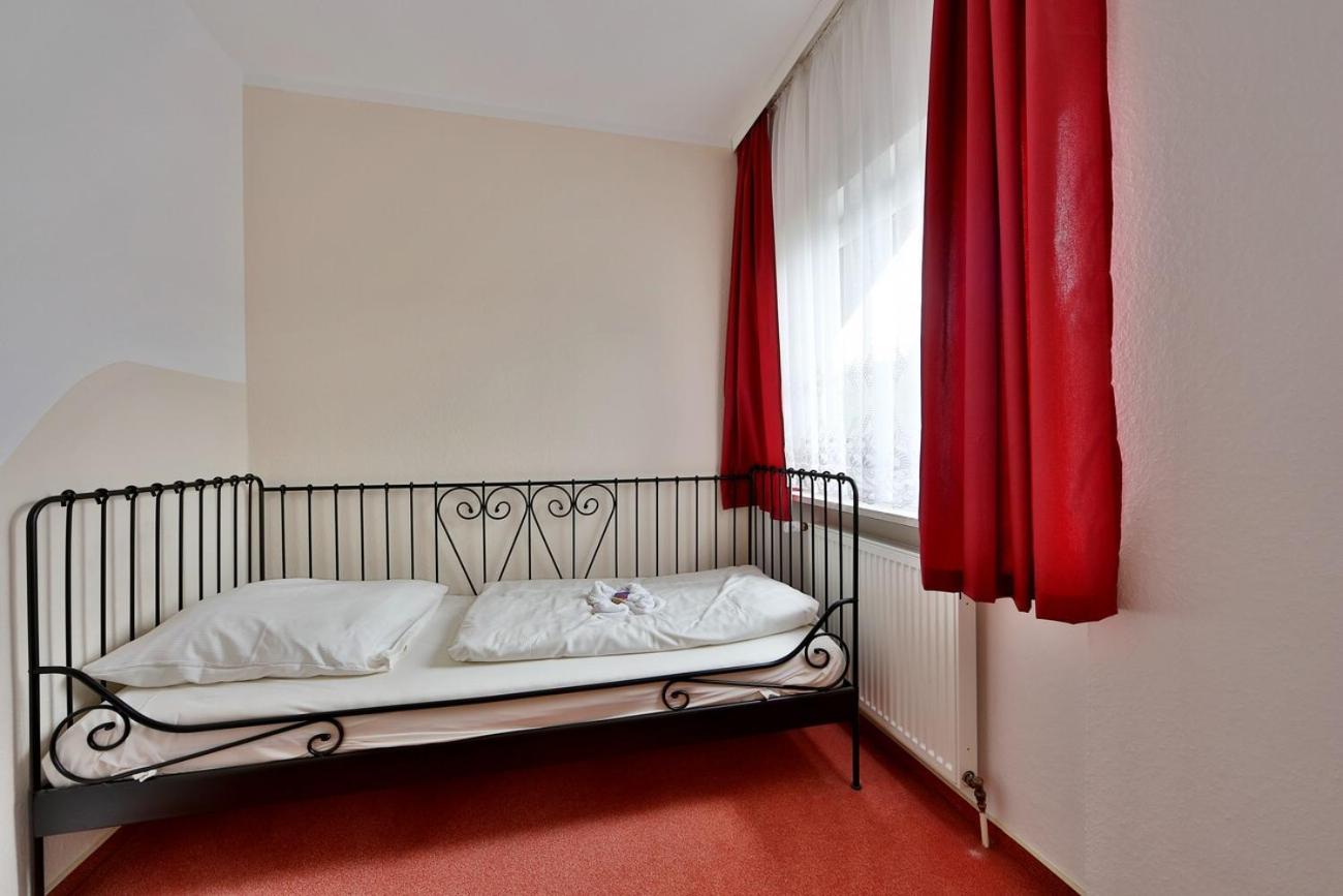 Large Suite
