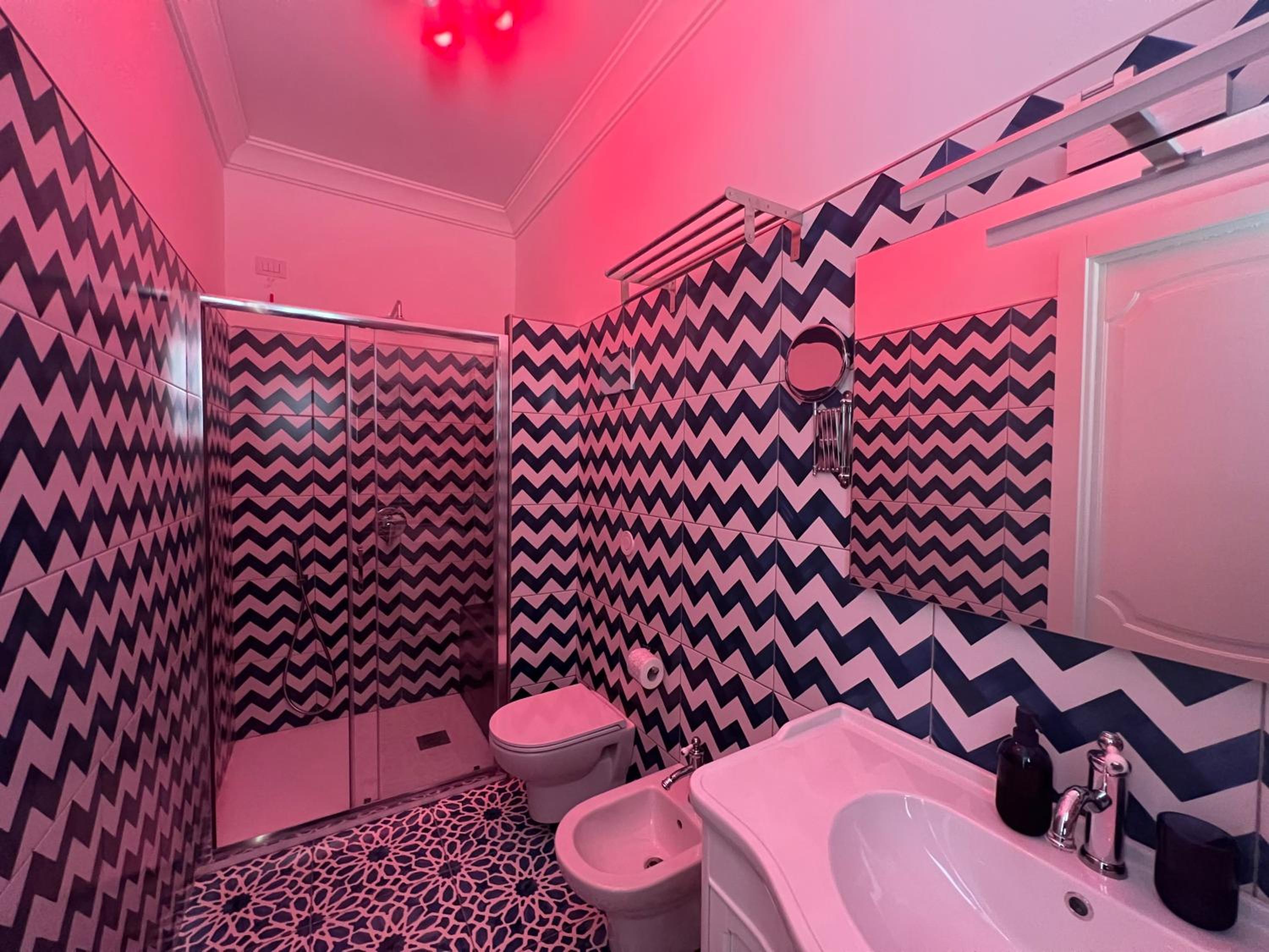 Deluxe Double Room with Balcony - Photo 3