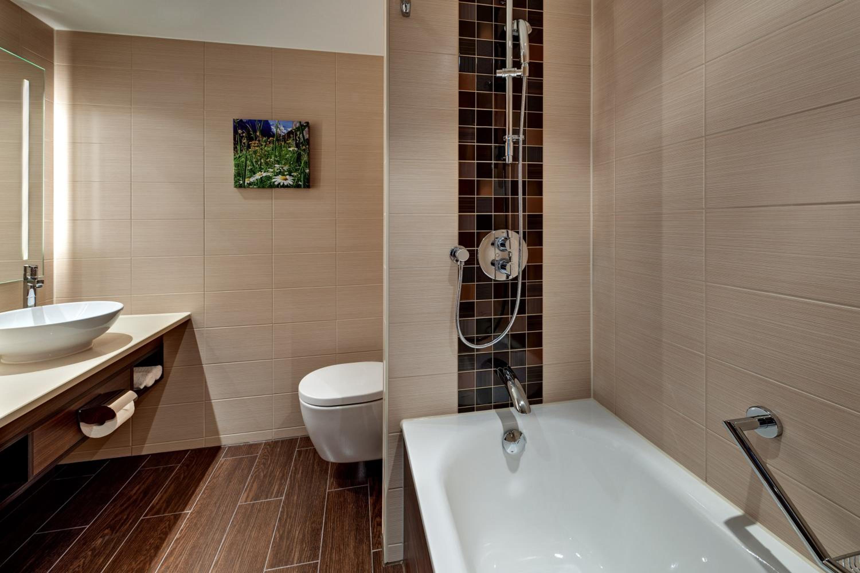 Available room