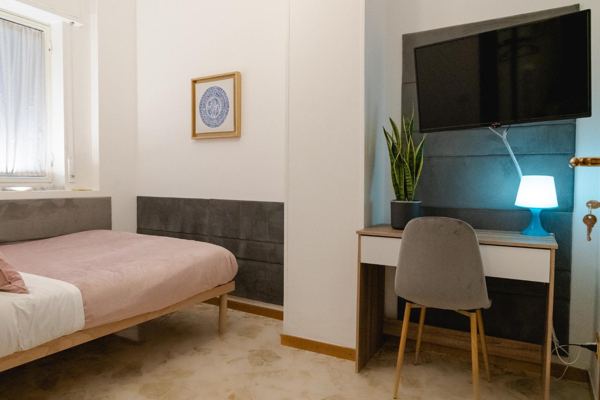Single Room With Shared Bathroom