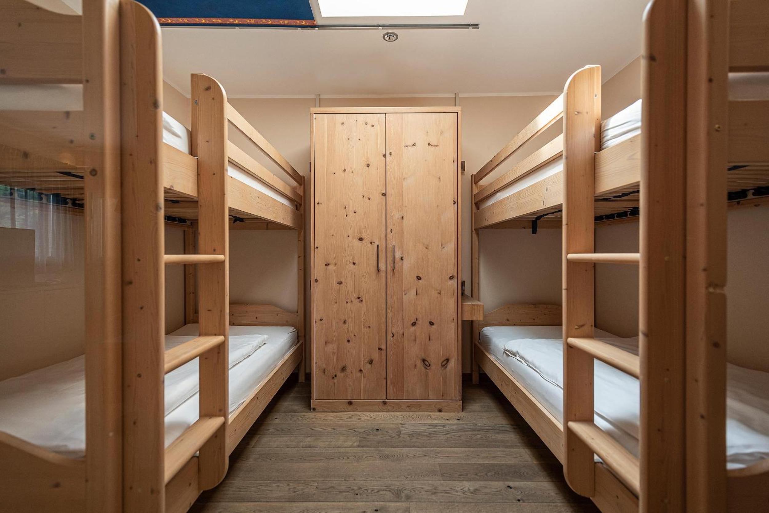 Deluxe Family Suite