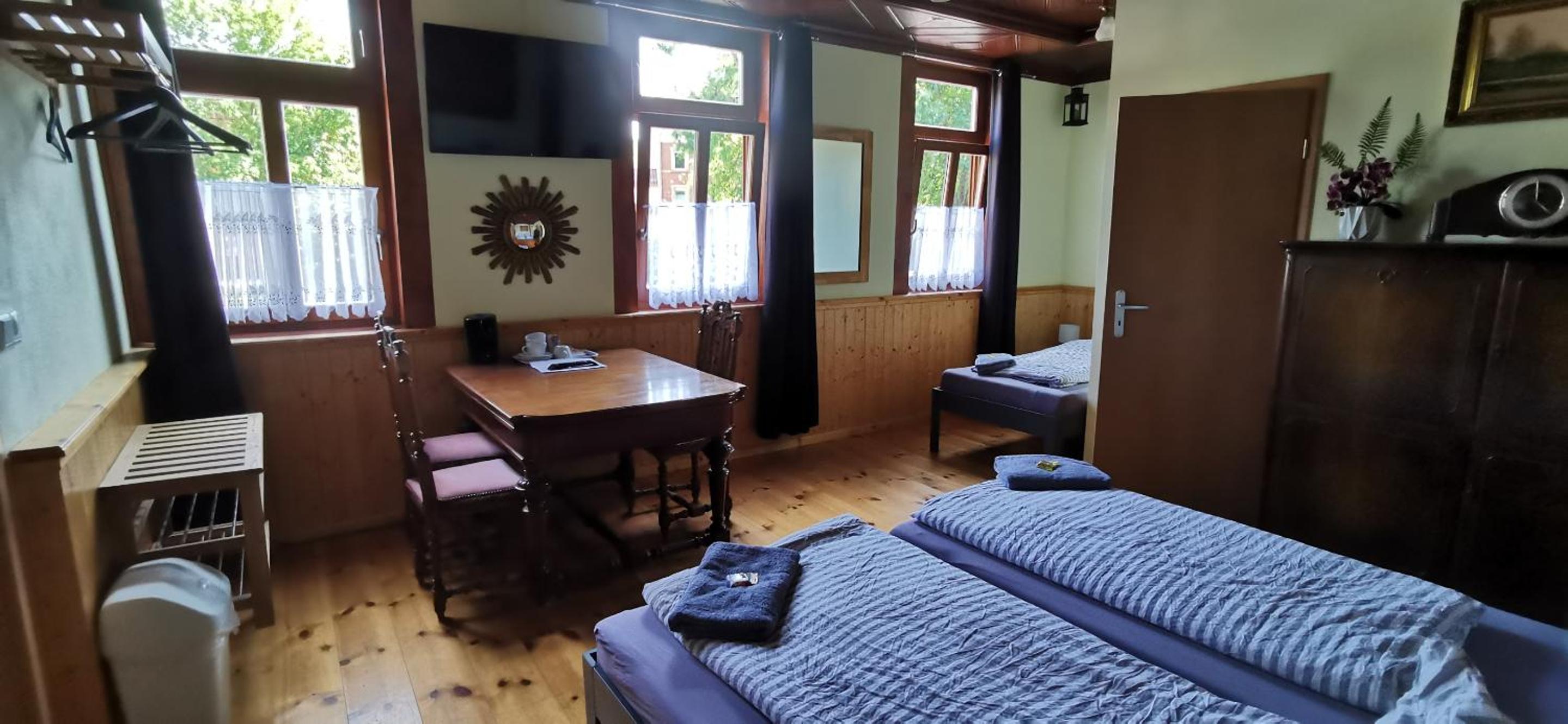 Standard Triple Room photo 3