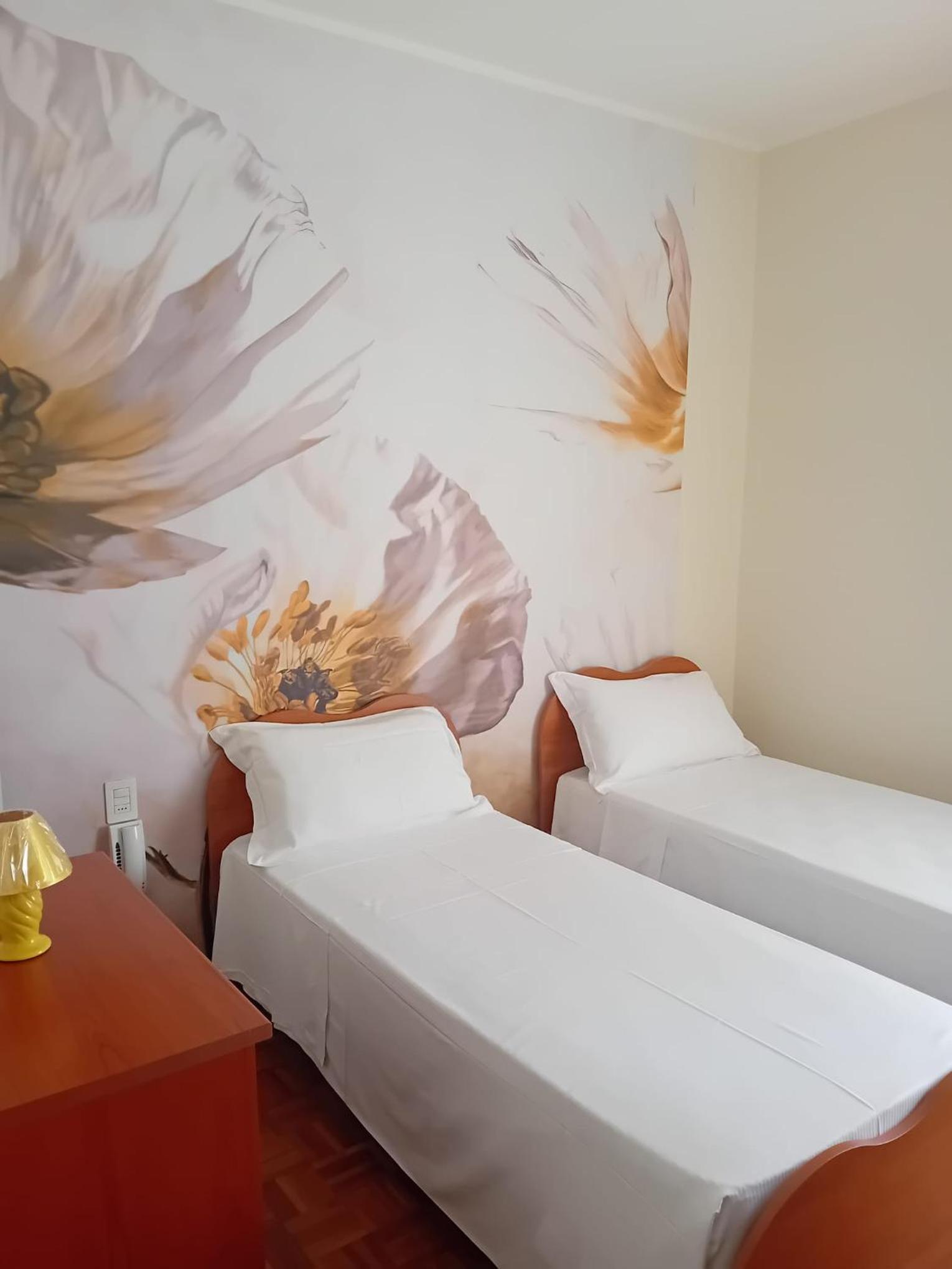 Triple Room with Private Bathroom photo 1