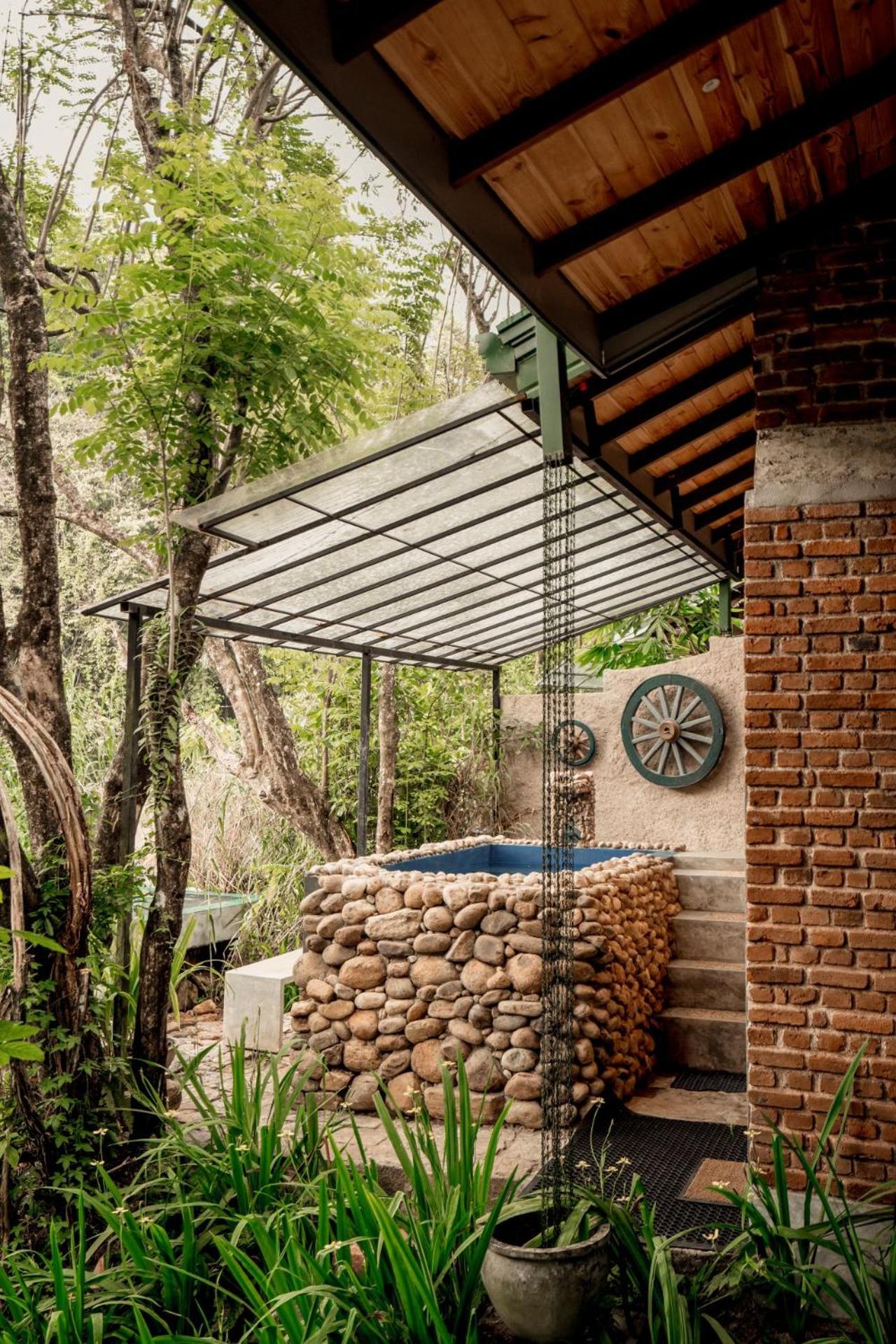 Superior Villa --> Superior Villa