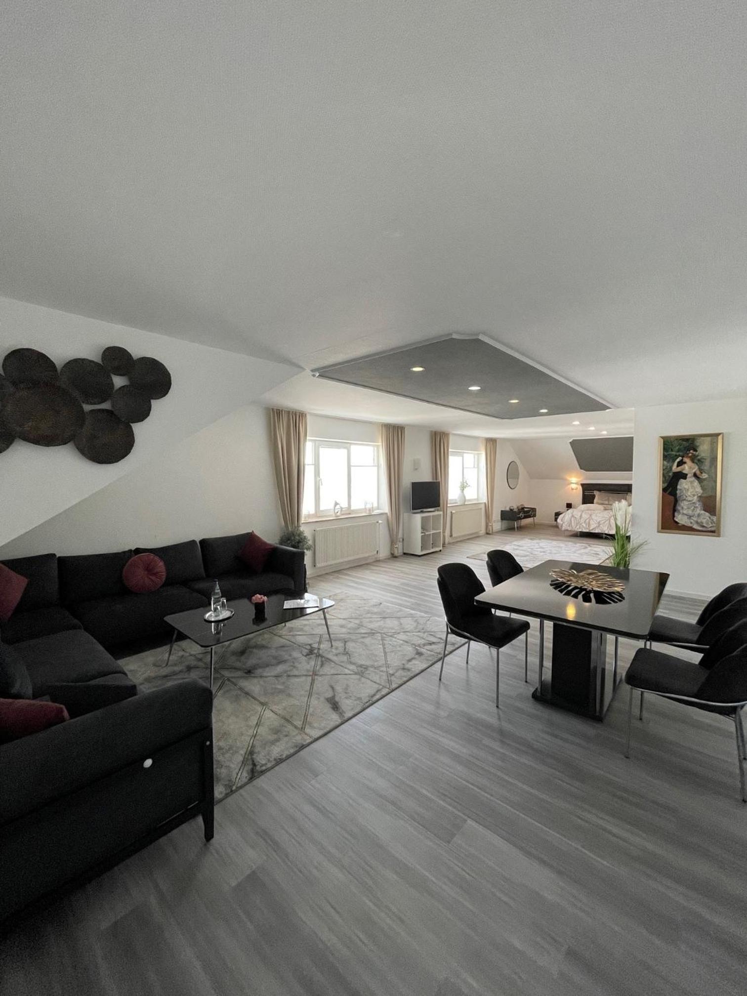 Suite photo 1