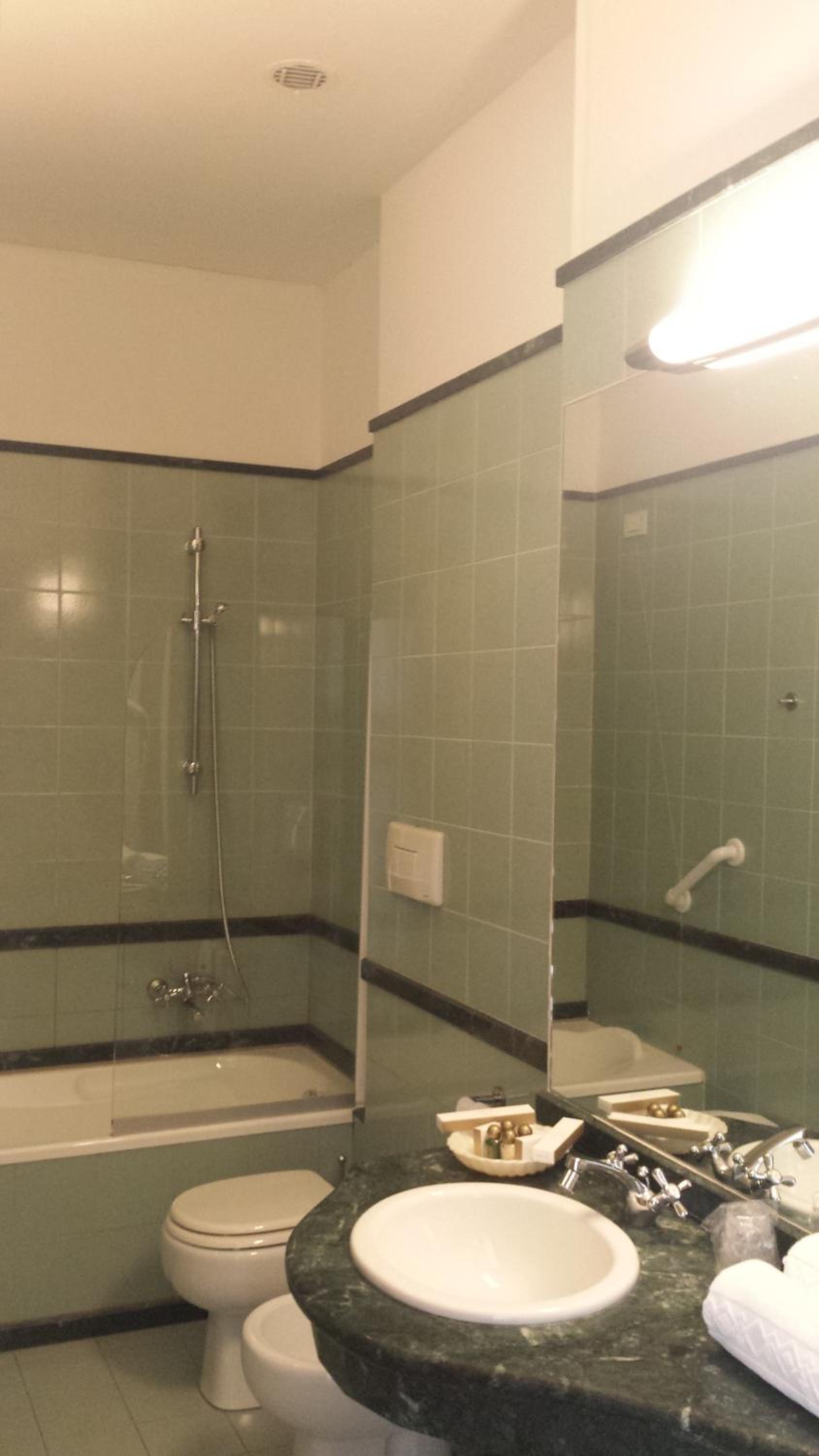 Superior Double or Twin Room - Photo 4