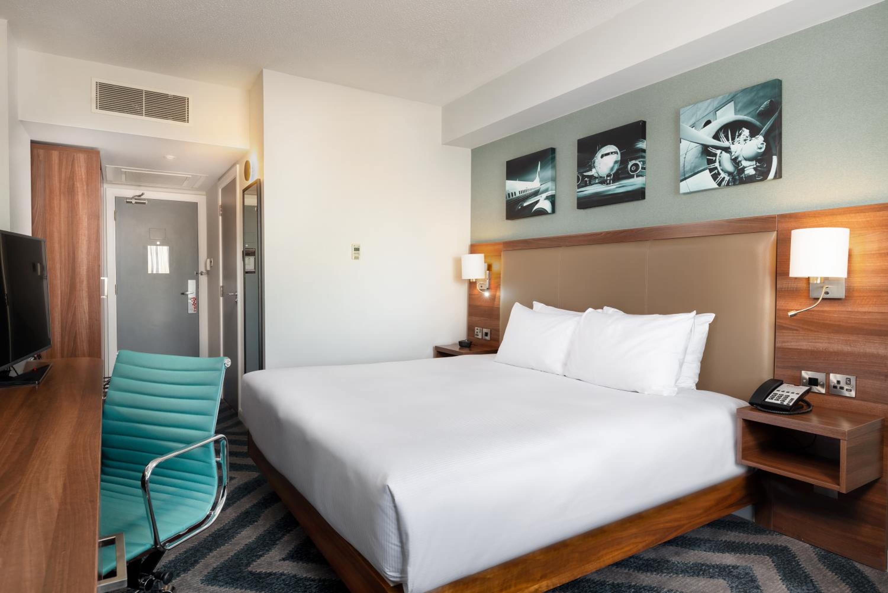 Deluxe King Room - Photo 1