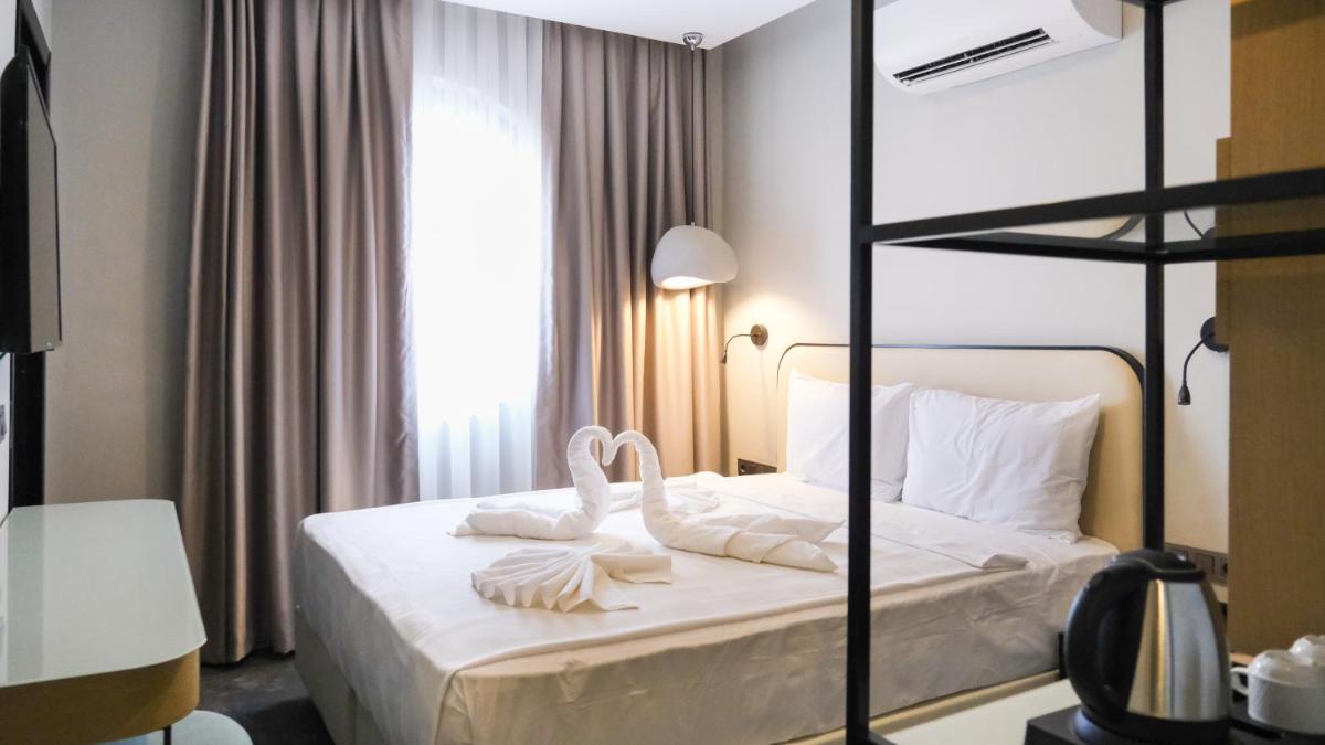 Economy Double Room photo 2