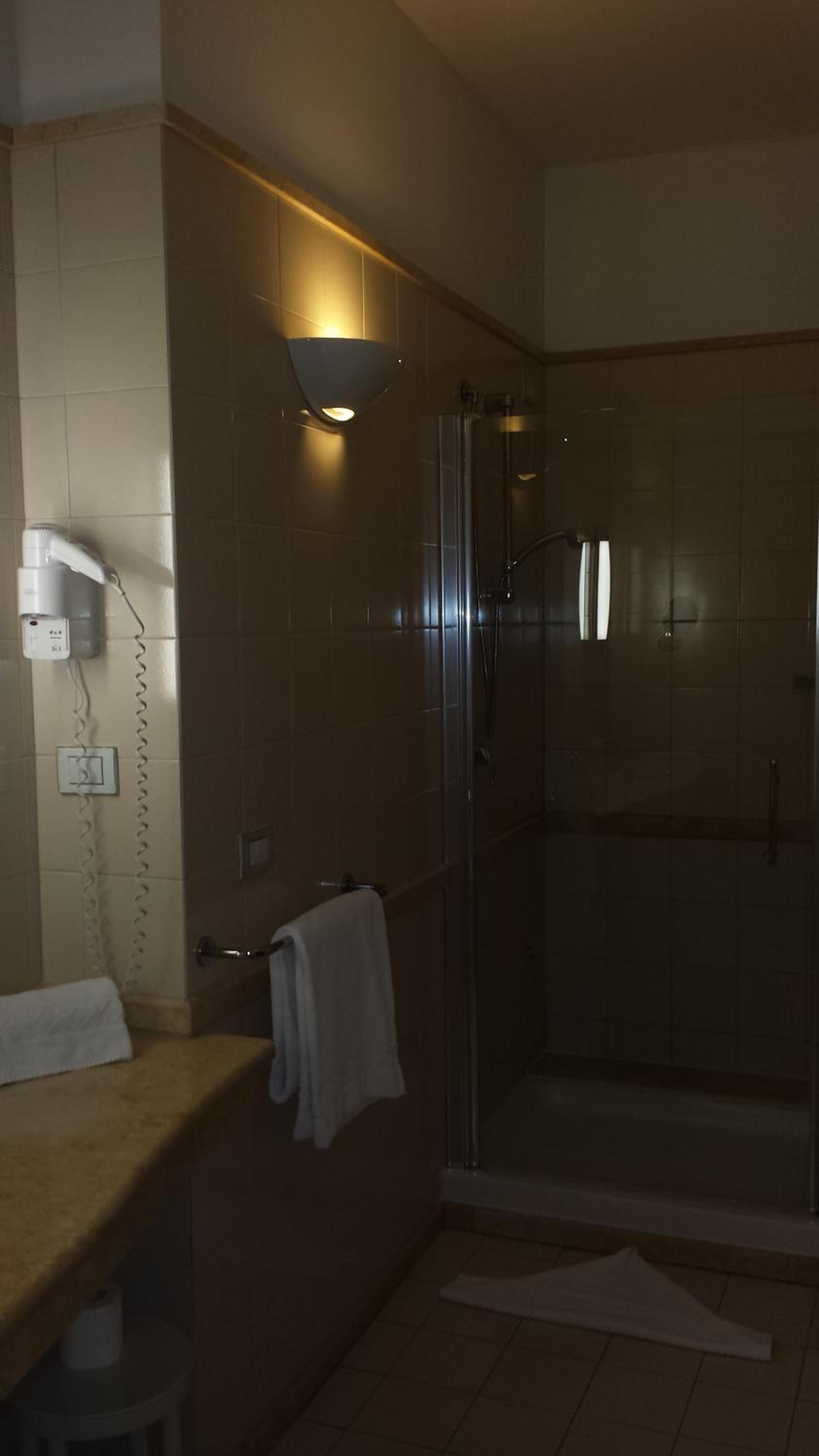 Deluxe Double Room - Photo 6