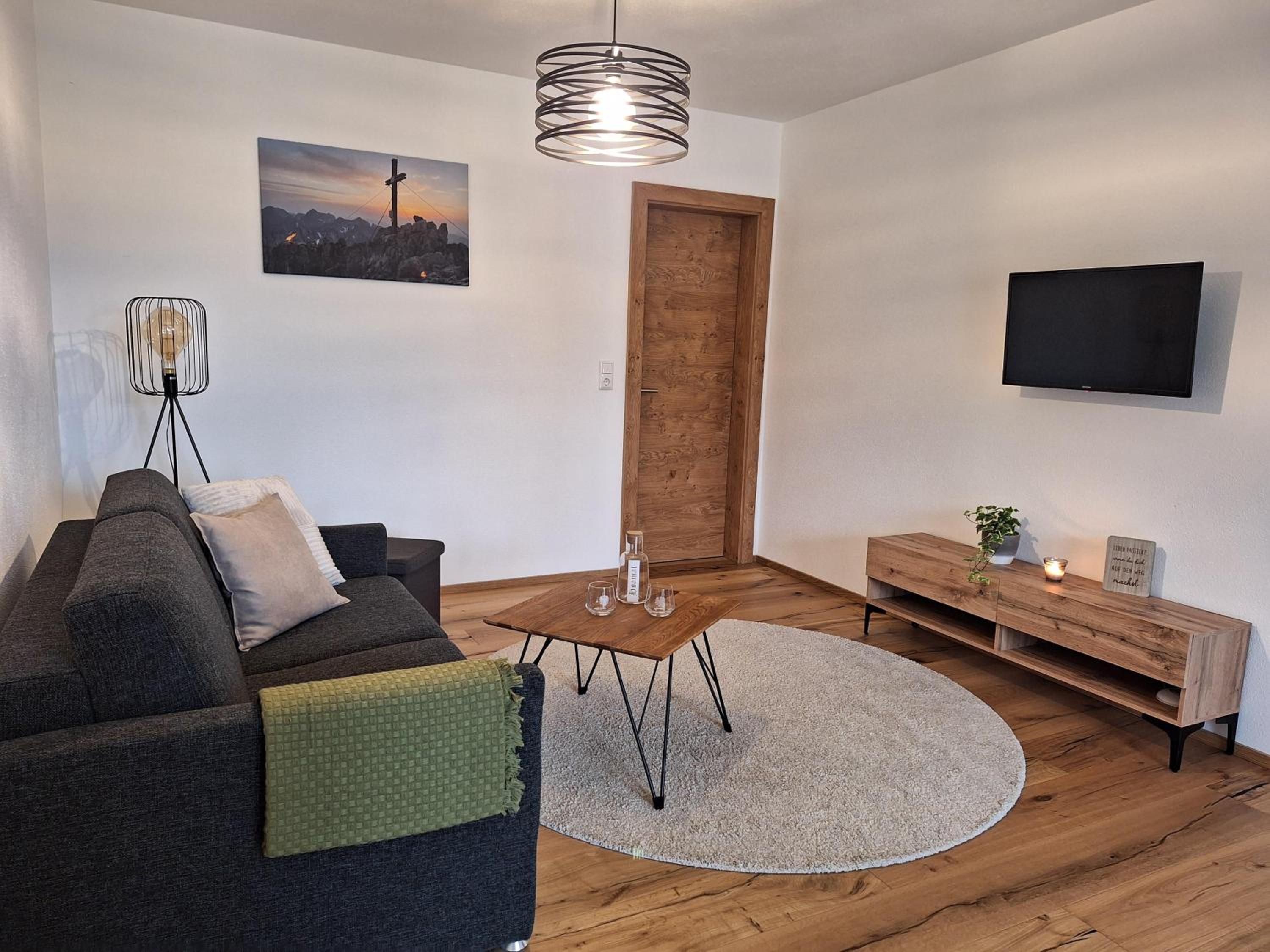 One-Bedroom Apartment with Shower photo 1