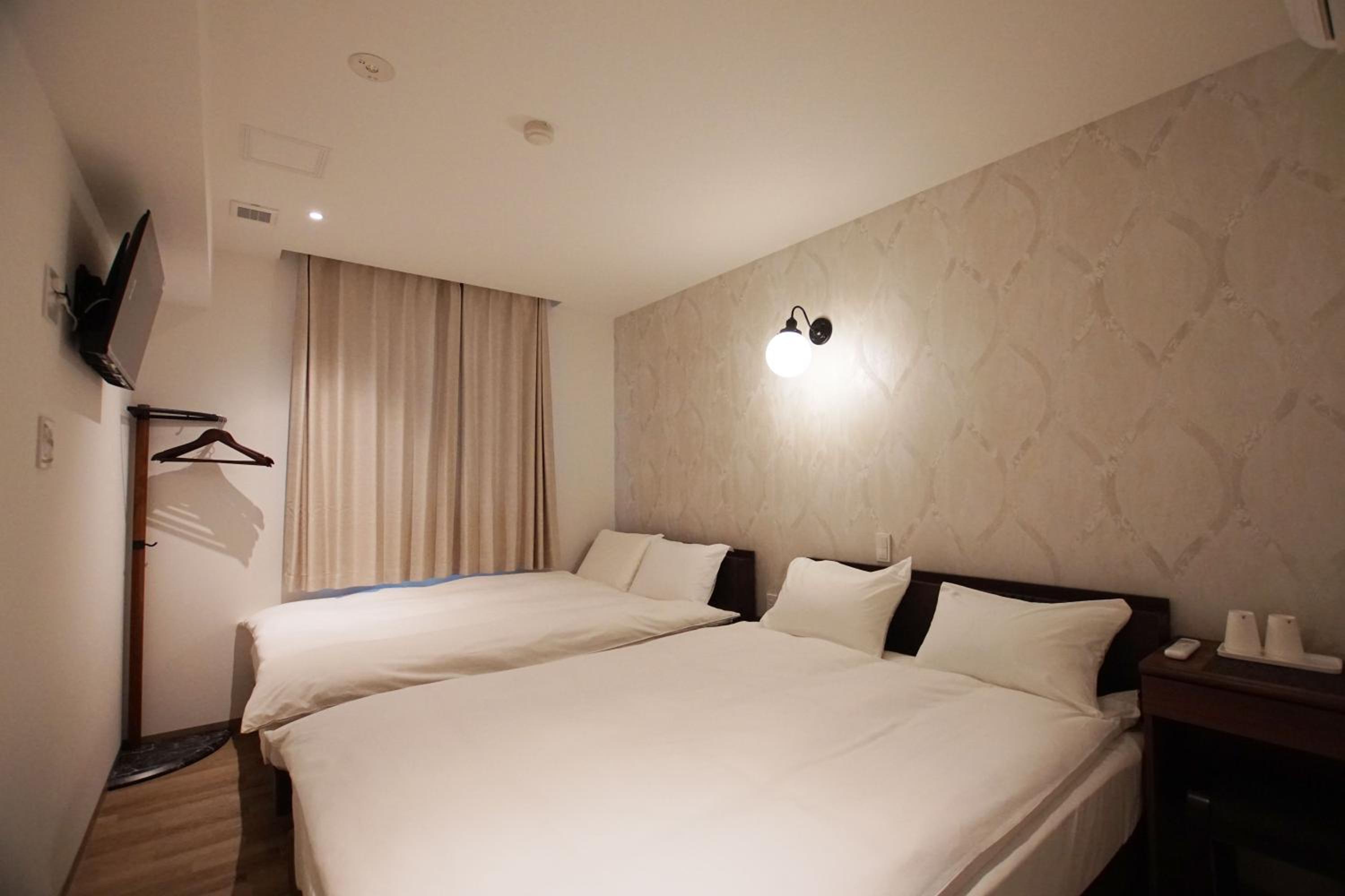 Economy Double or Twin Room photo 1