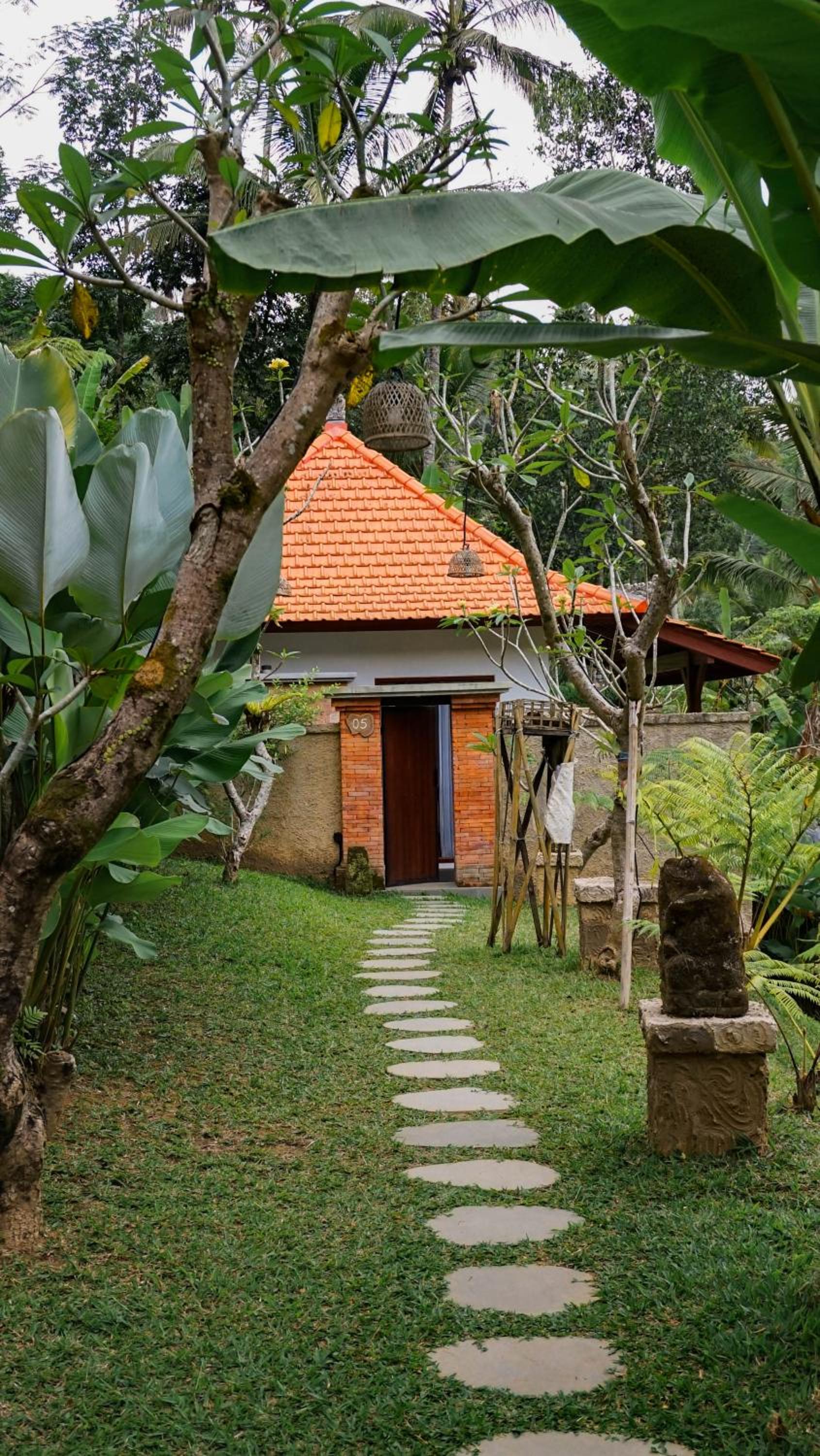 Villa with Private Pool - Photo 35