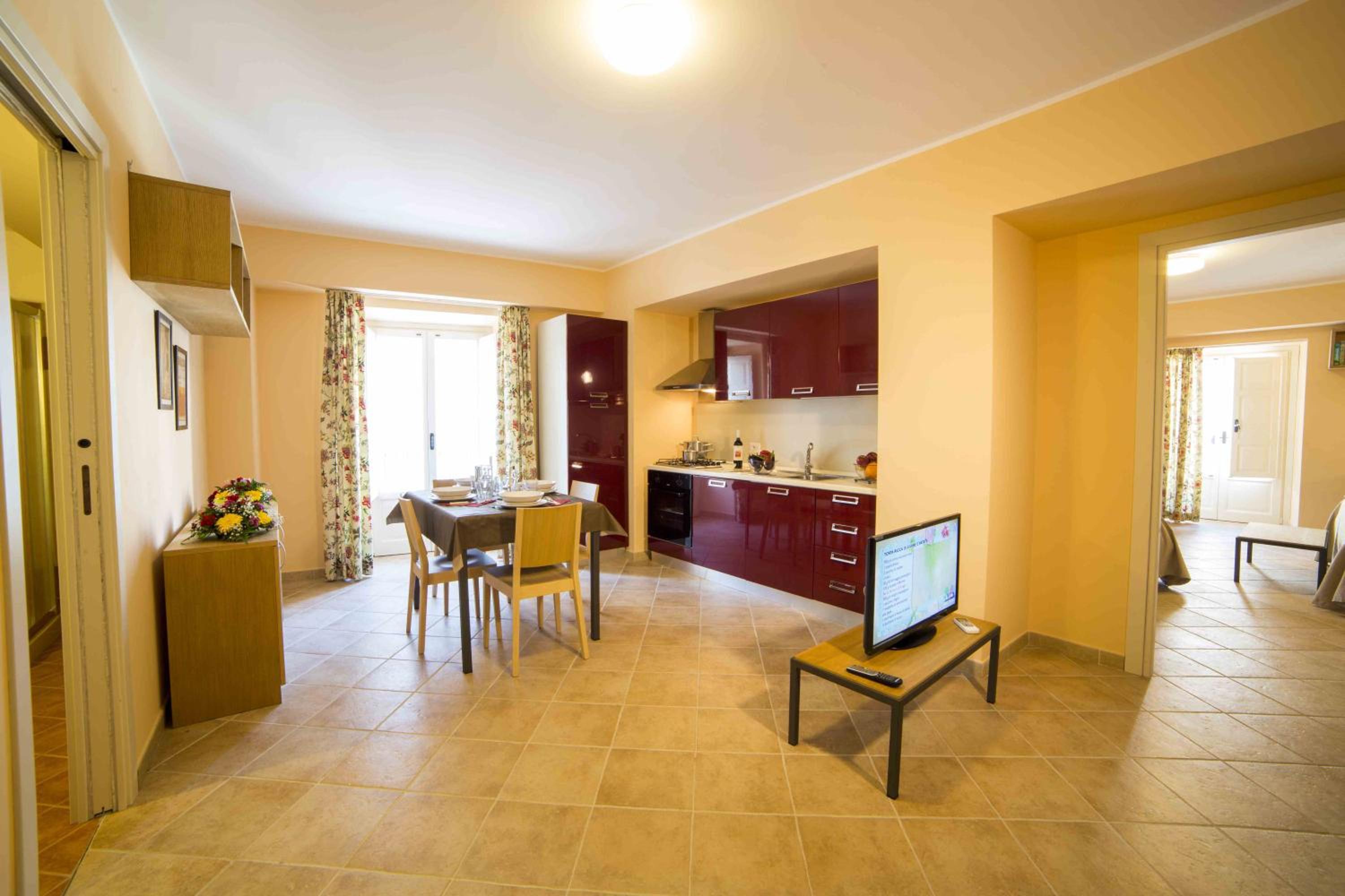 Deluxe Apartment - Photo 7