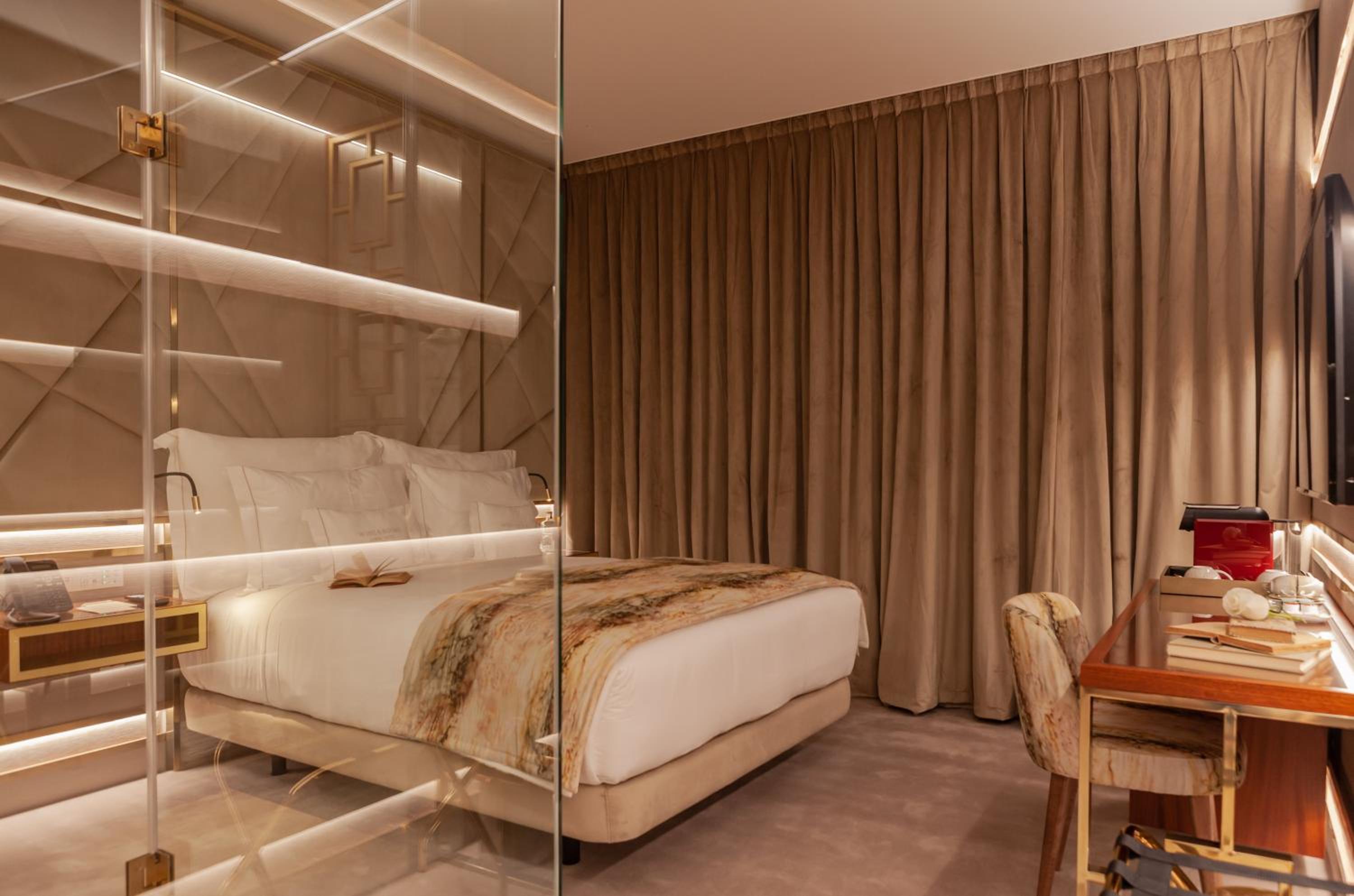 Available room