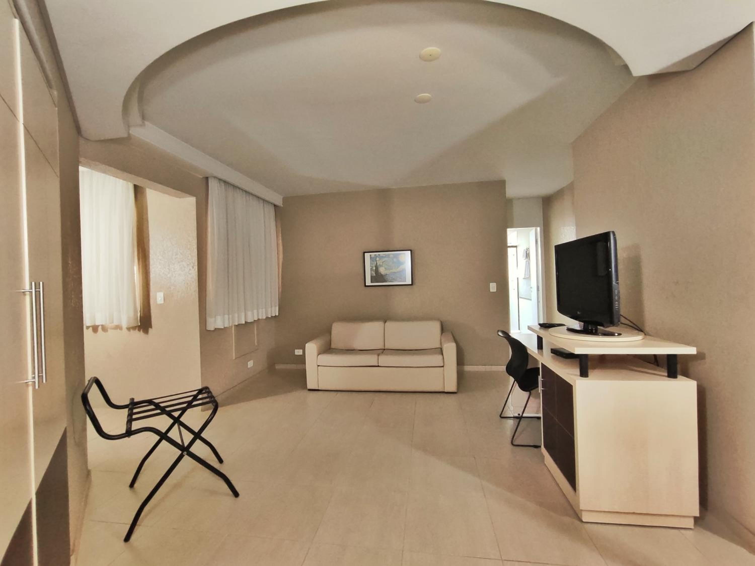 Superior King Room - Photo 8