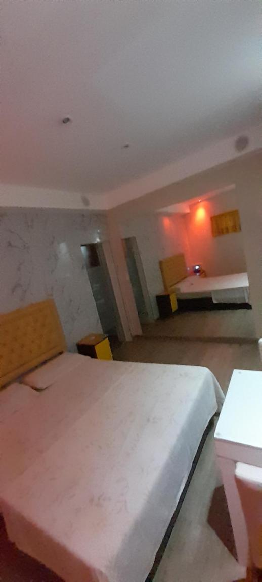 Double Room With Private Bathroom photo 1