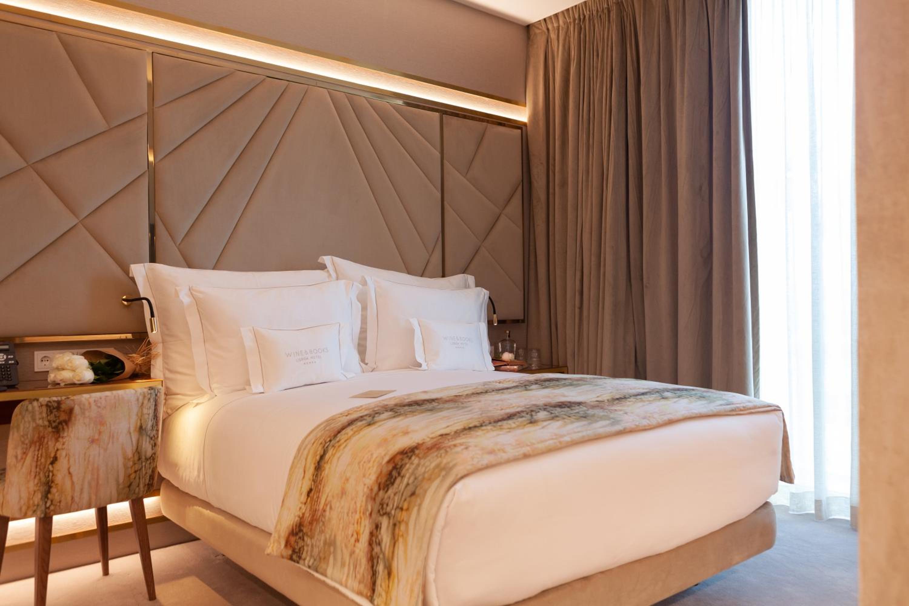 Available room