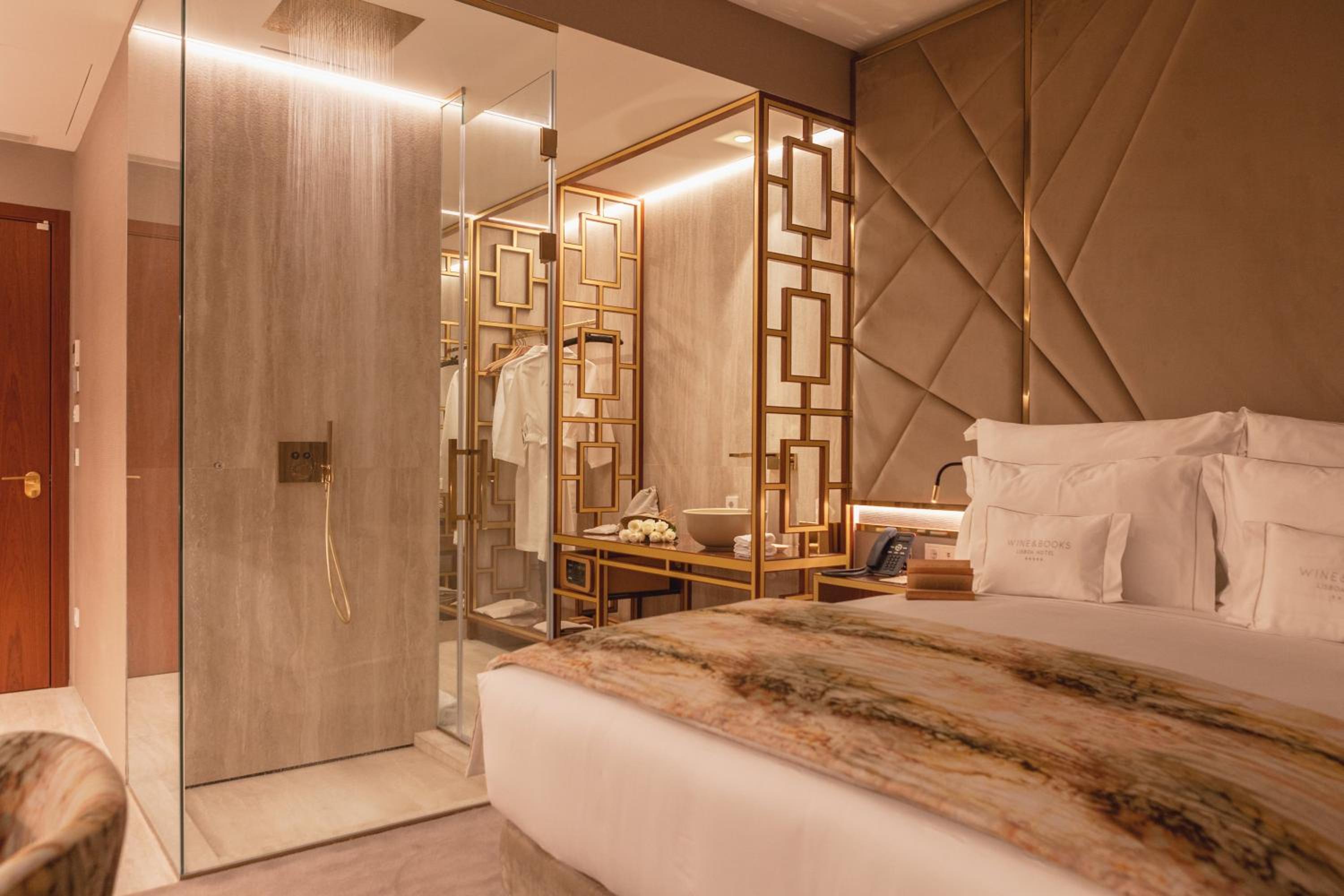 Available room