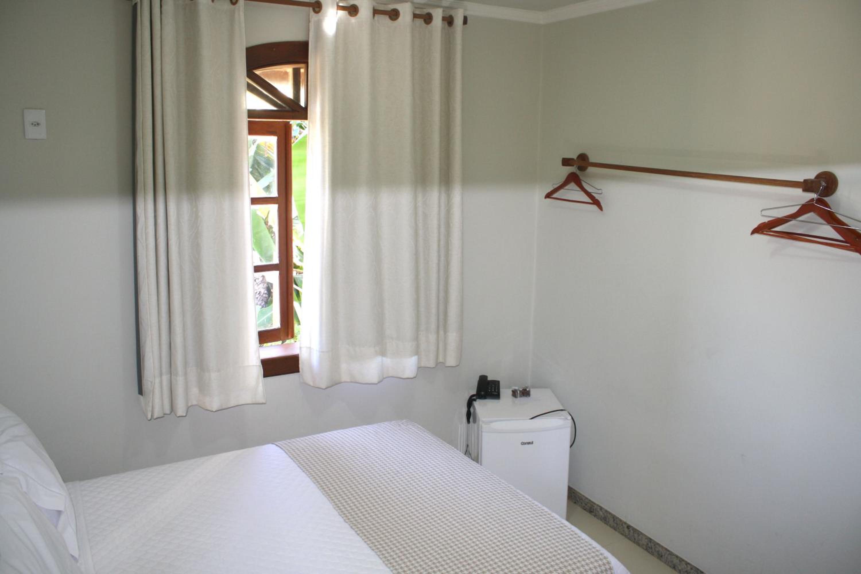 Double or Twin Room - Photo 4