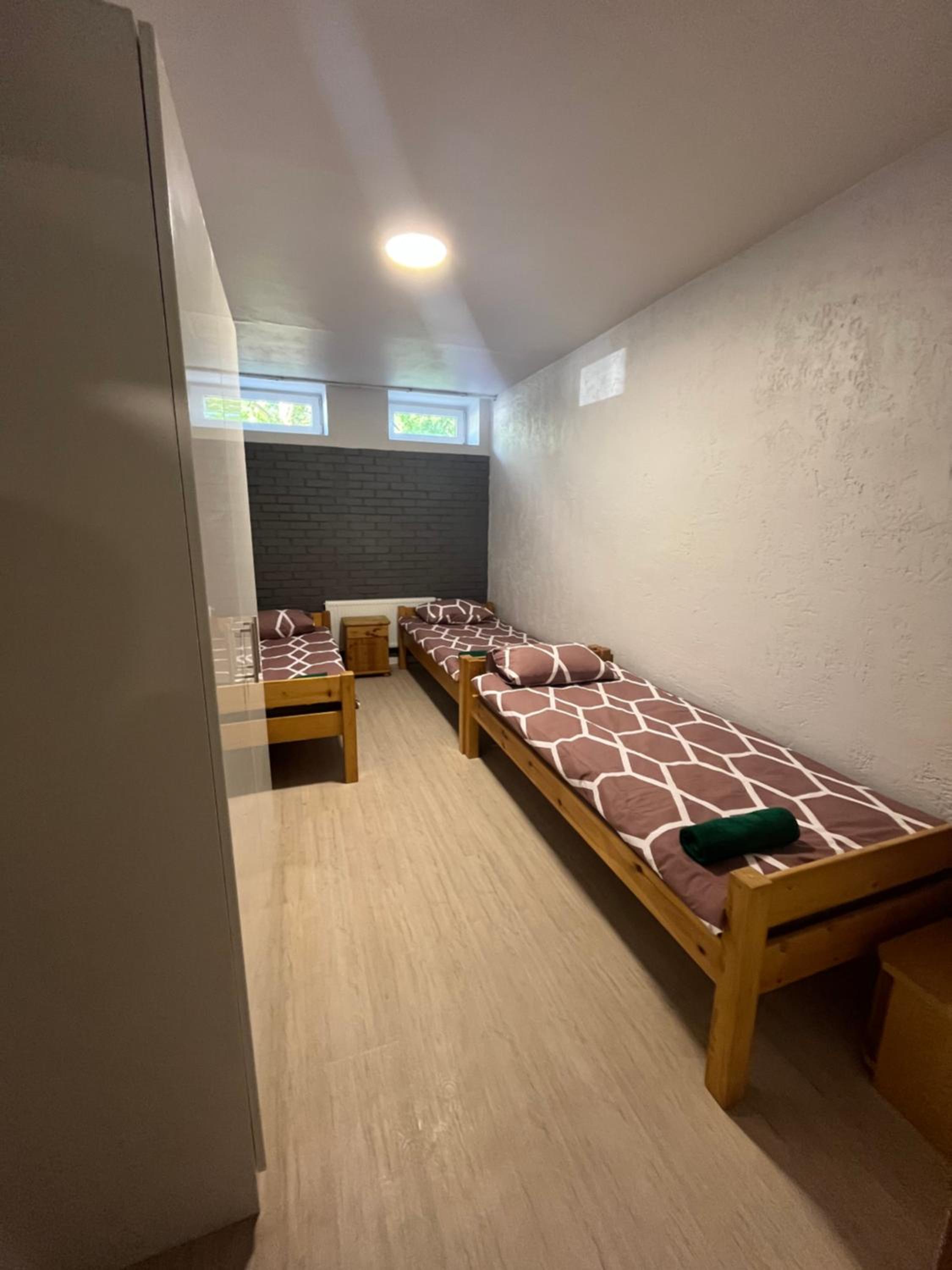 Apartment With Shared Bathroom