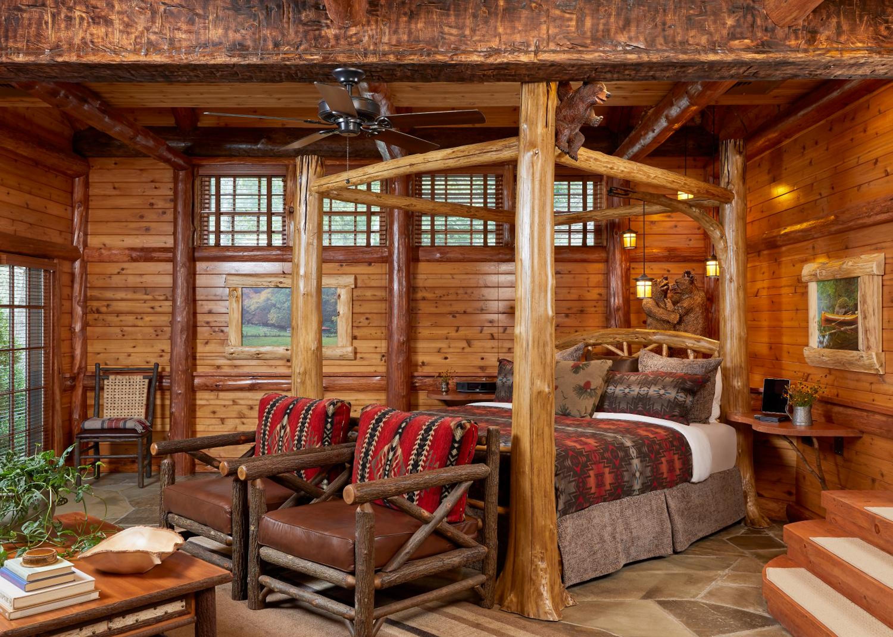 Longview 4 Bedroom Cabin photo 1