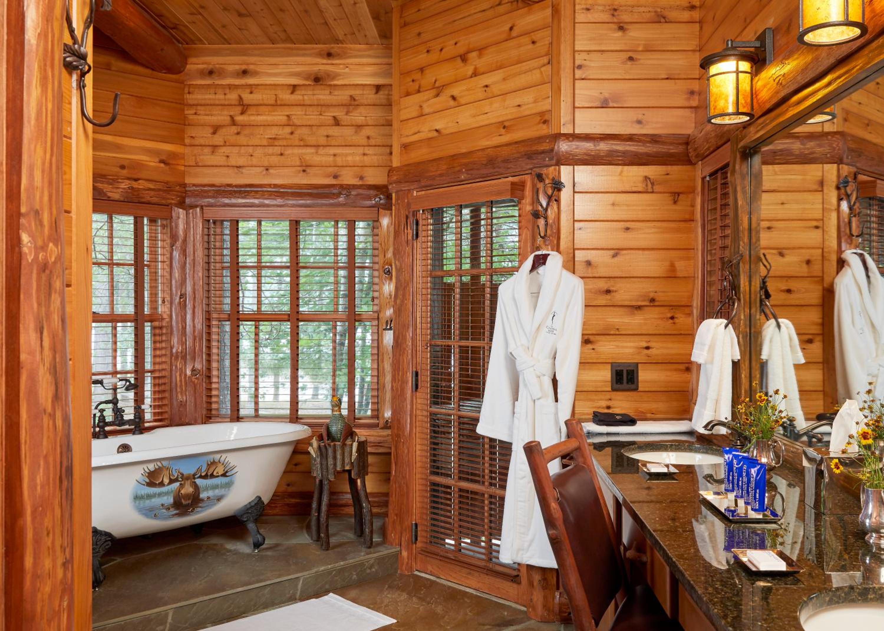 Water's Edge Suite photo 3