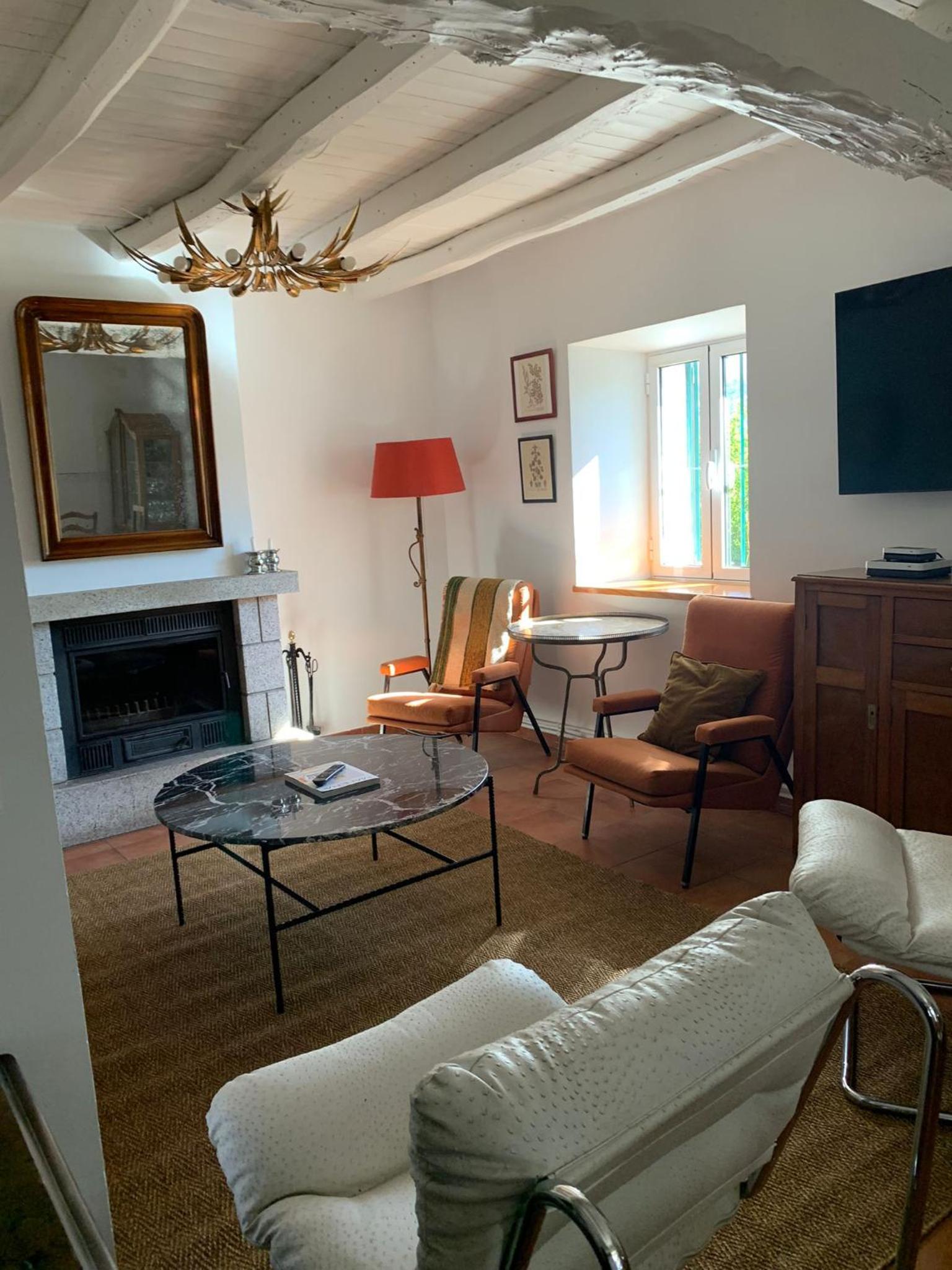 Casa de cinco habitaciones
