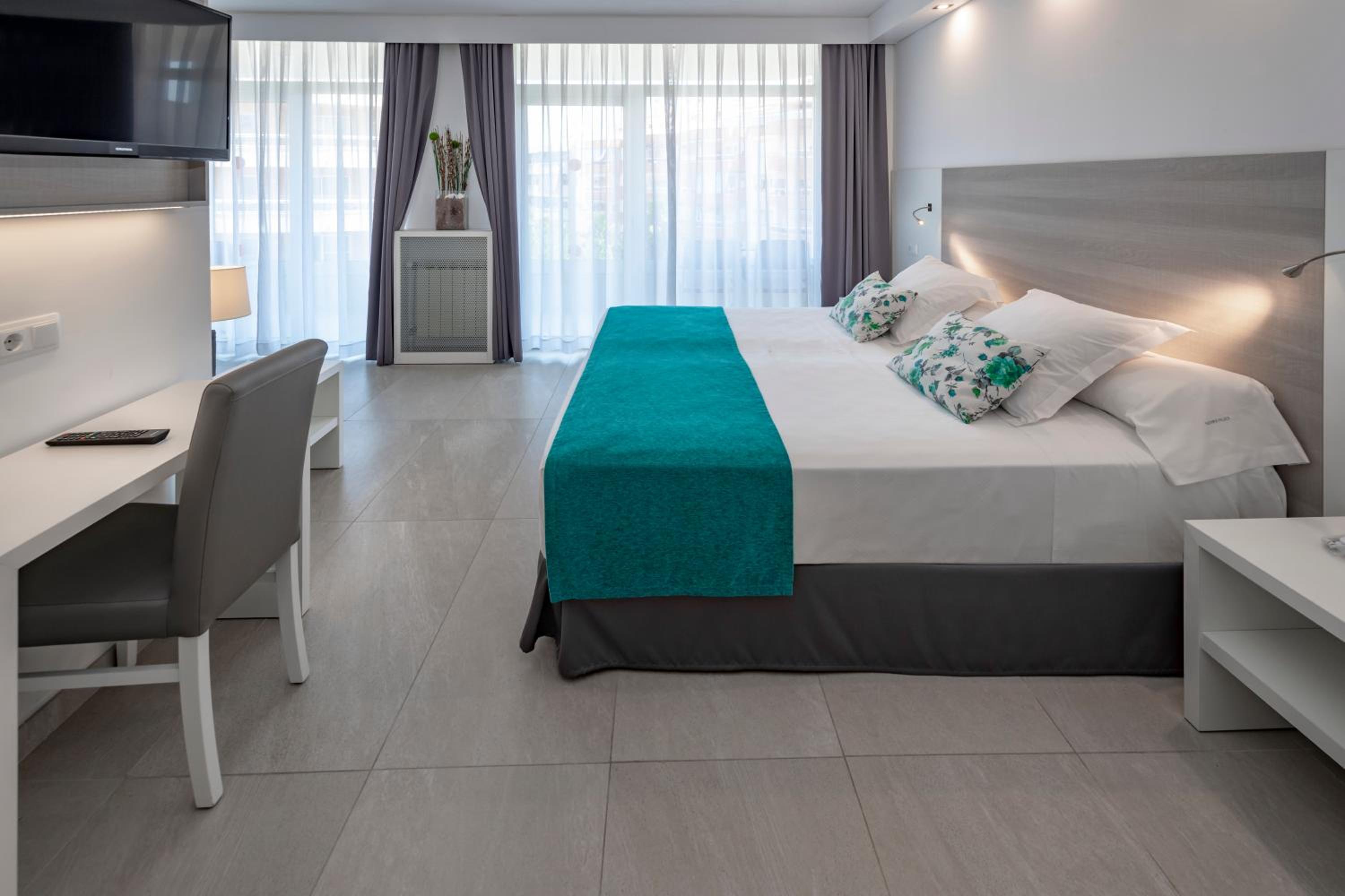 Family Junior Suite - Photo 3