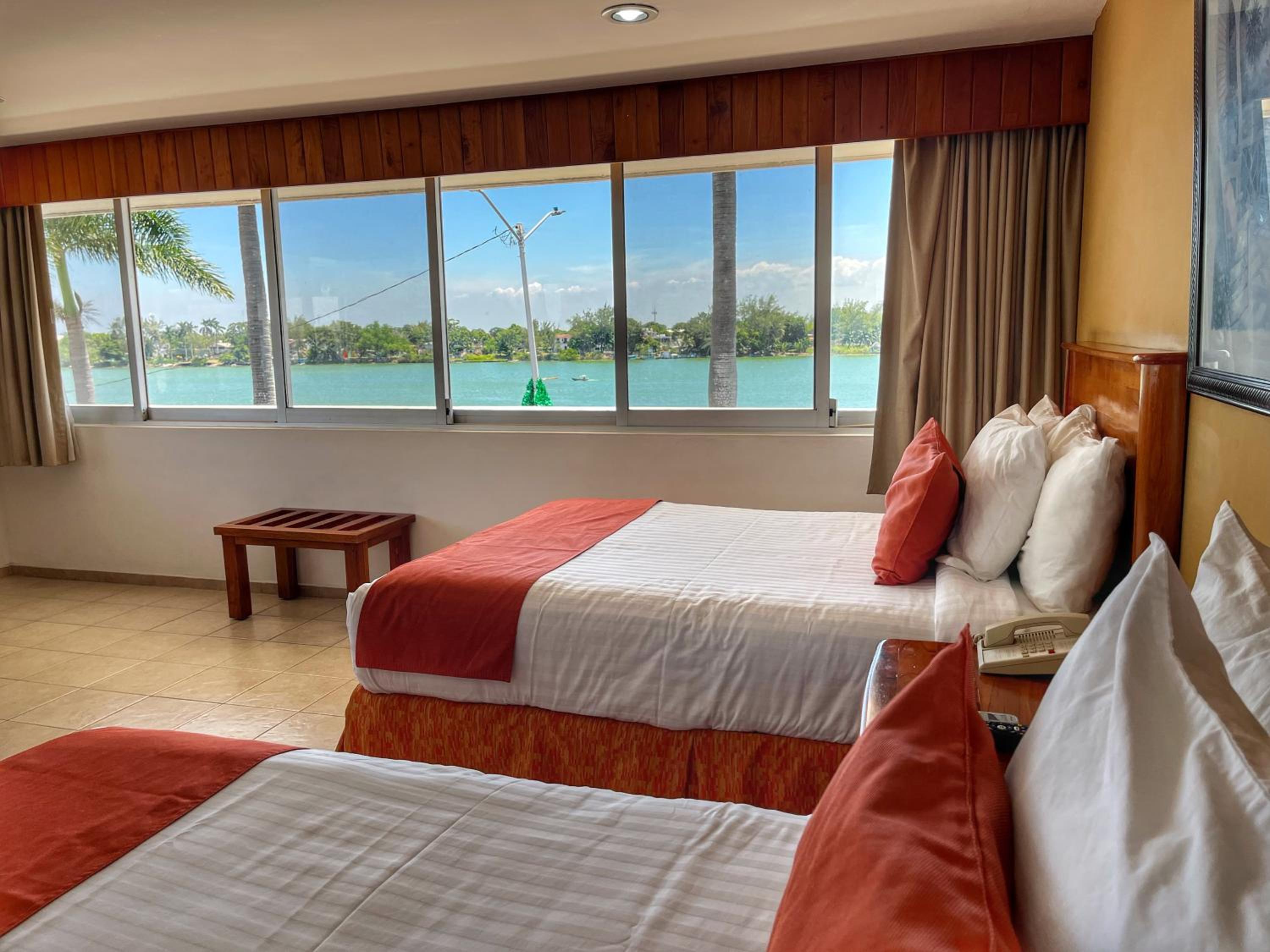 Double Room with Two Double Beds - Photo 1