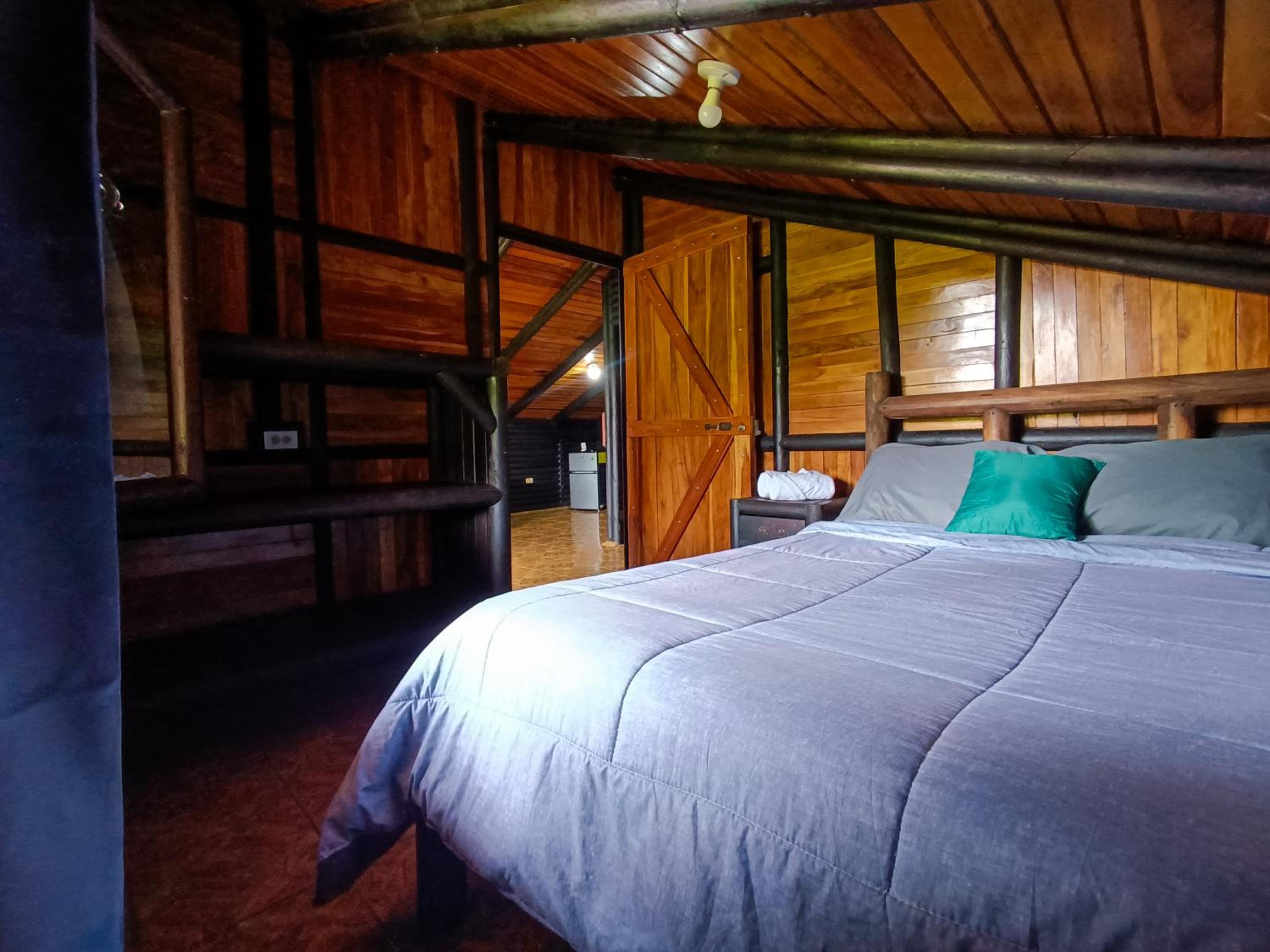 Two-Bedroom Apartment with Balcony photo 2